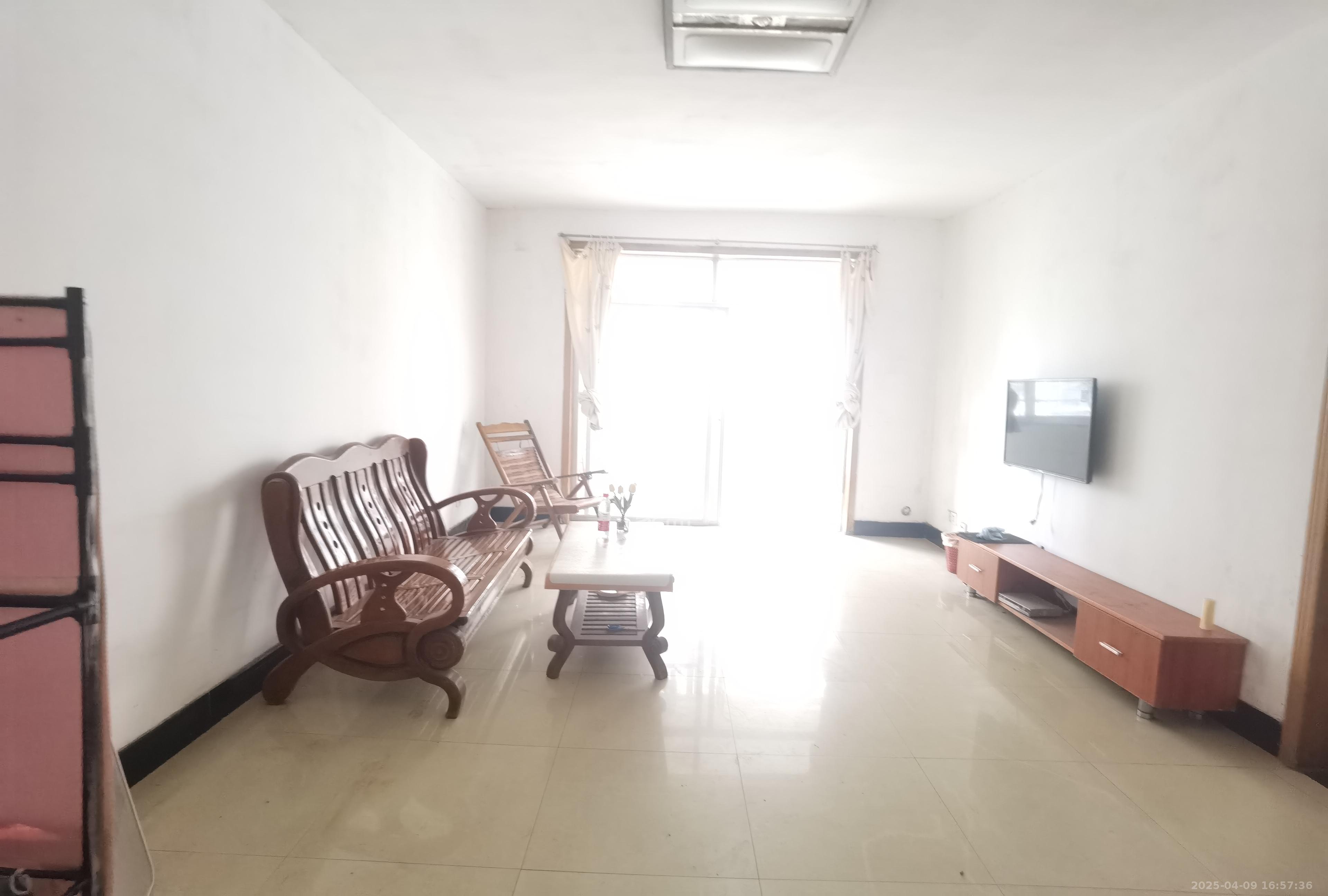 毛家桥大市场(胜利商贸市场) 3室2厅1卫 1300.0元/月 毛家桥大市场(胜利商贸市场) 3室2厅1卫 1300.0元/月室内图