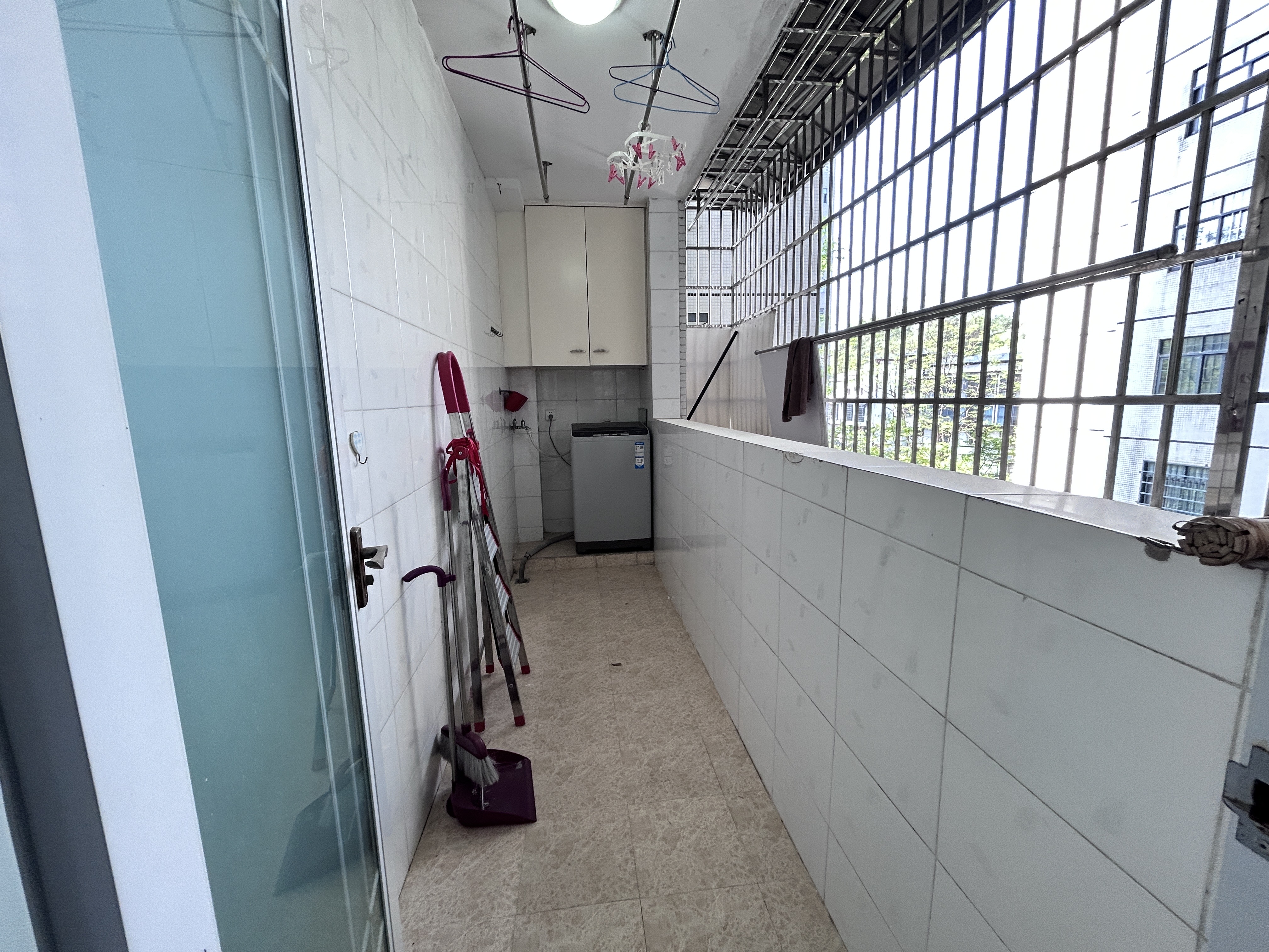 逸臣桃源 3室2厅2卫 68.0万 逸臣桃源 3室2厅2卫 68.0万客厅