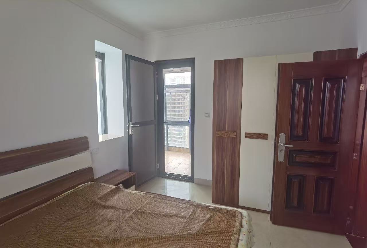 绿地海长流一期 2室2厅1卫 115.0万 绿地海长流一期 2室2厅1卫 115.0万室内图