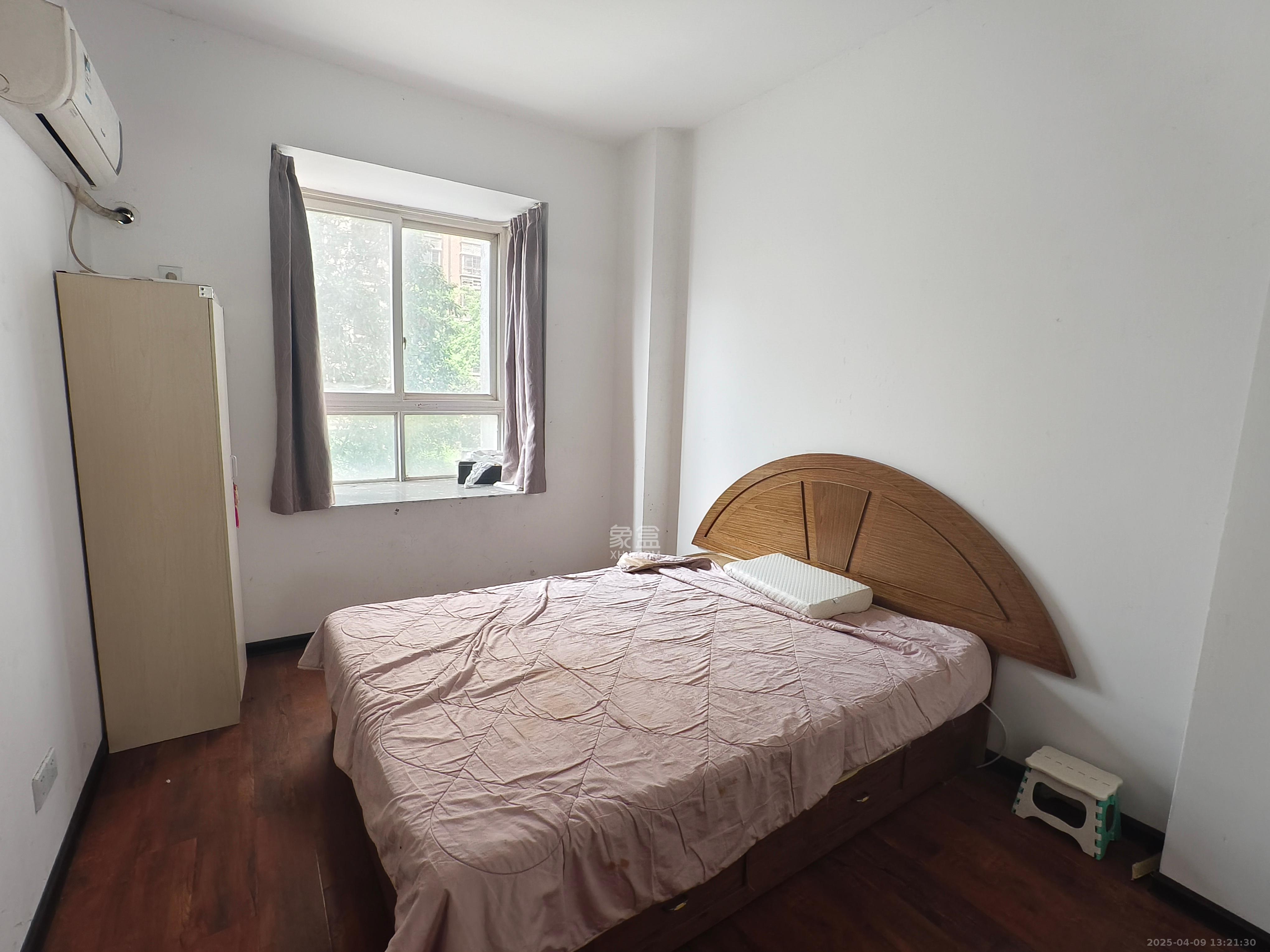 东门尚苑 3室2厅1卫 1600.0元/月 东门尚苑 3室2厅1卫 1600.0元/月室内图