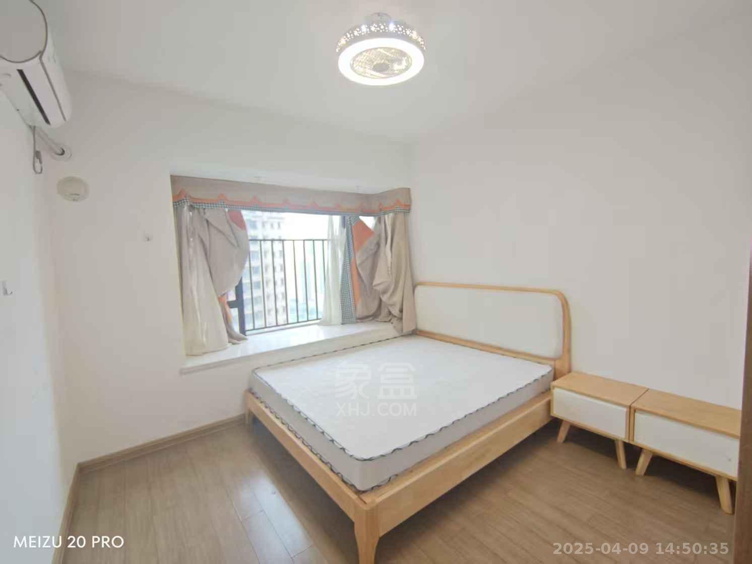 美的翰城 4室2厅1卫 2300.0元/月 美的翰城 4室2厅1卫 2300.0元/月室内图