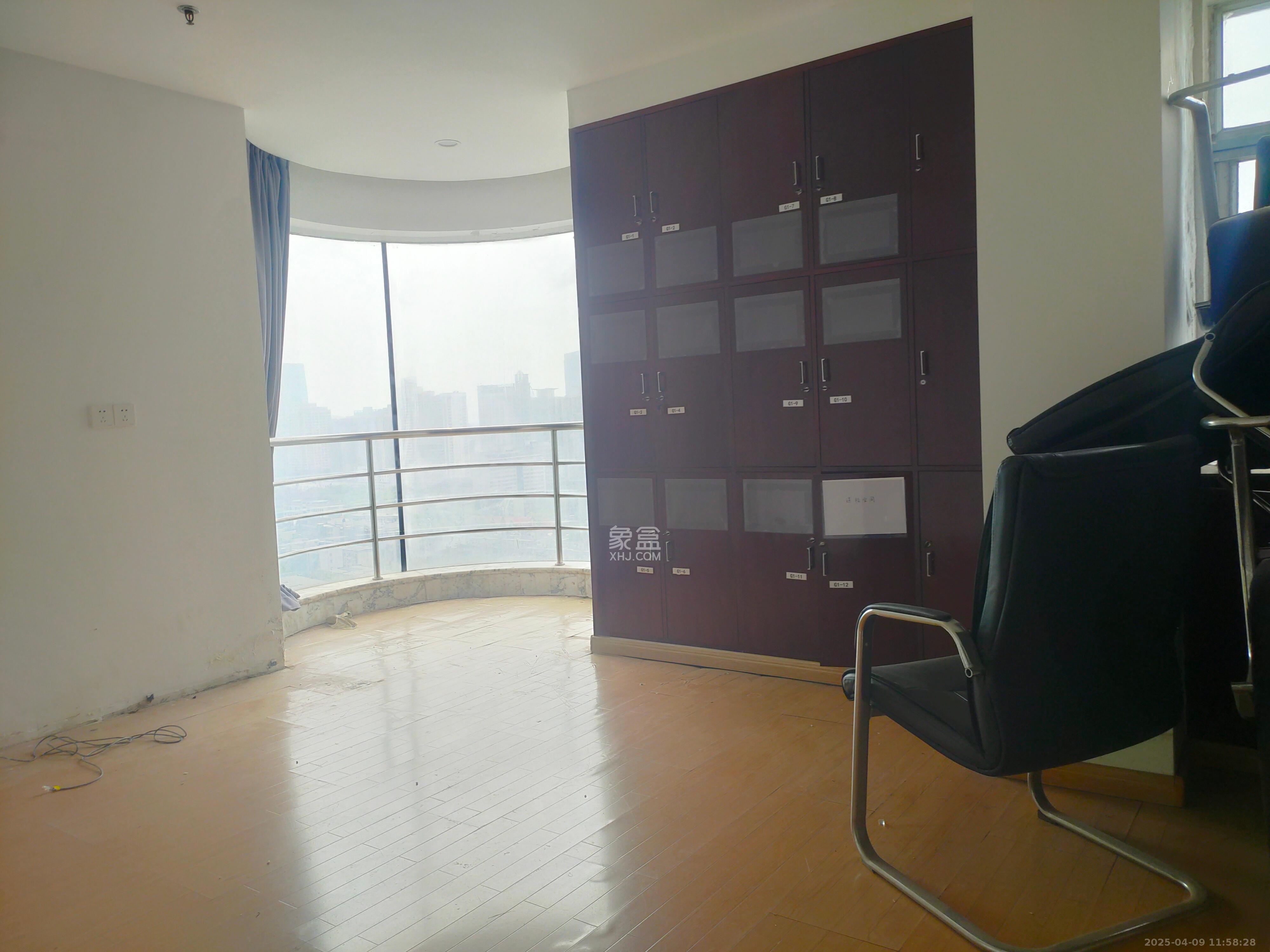 建鸿达现代城  1室0厅0卫   10000.00元/月室内图