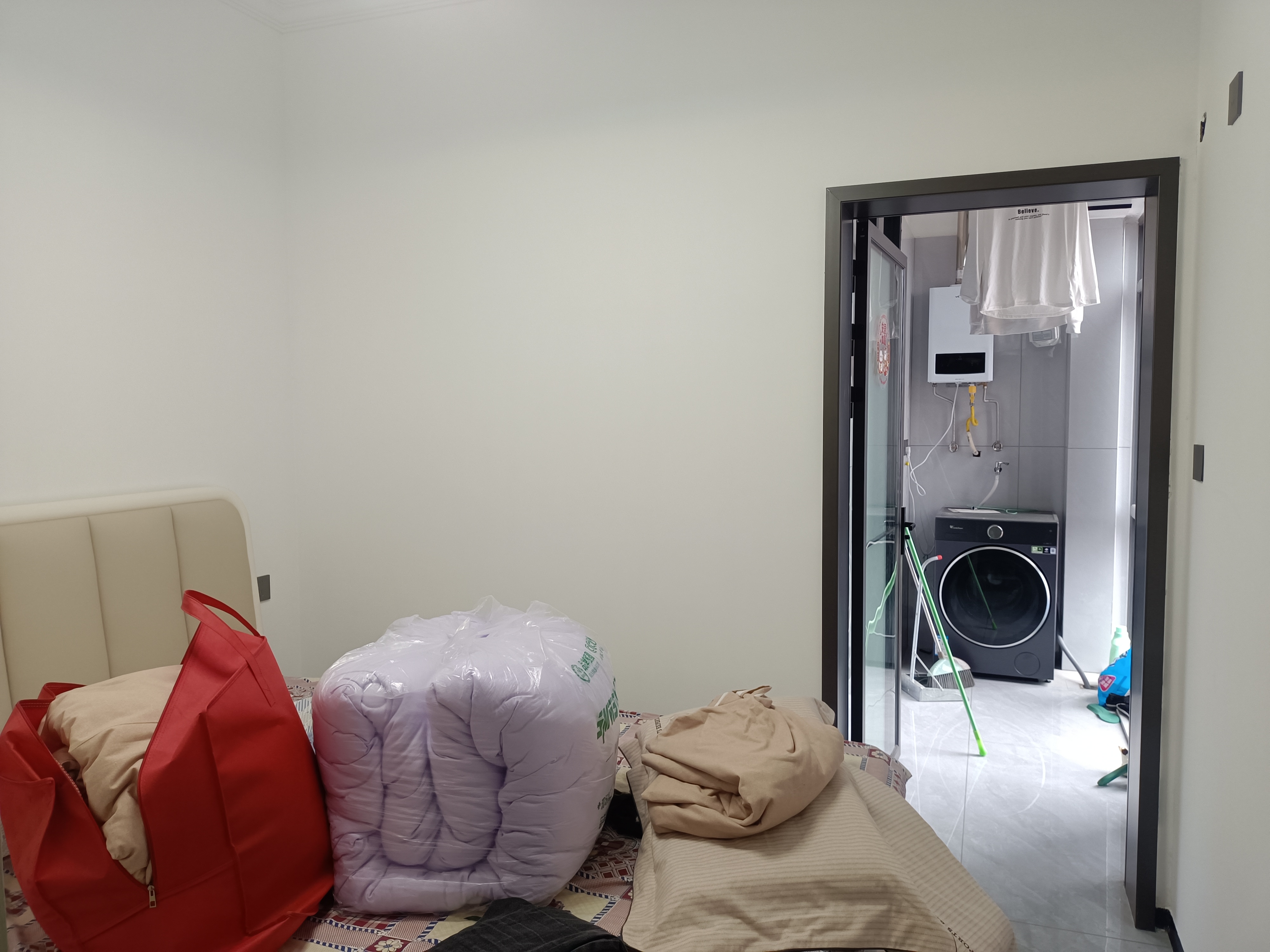 教师新都 3室2厅2卫 2800.0元/月 教师新都 3室2厅2卫 2800.0元/月室内图