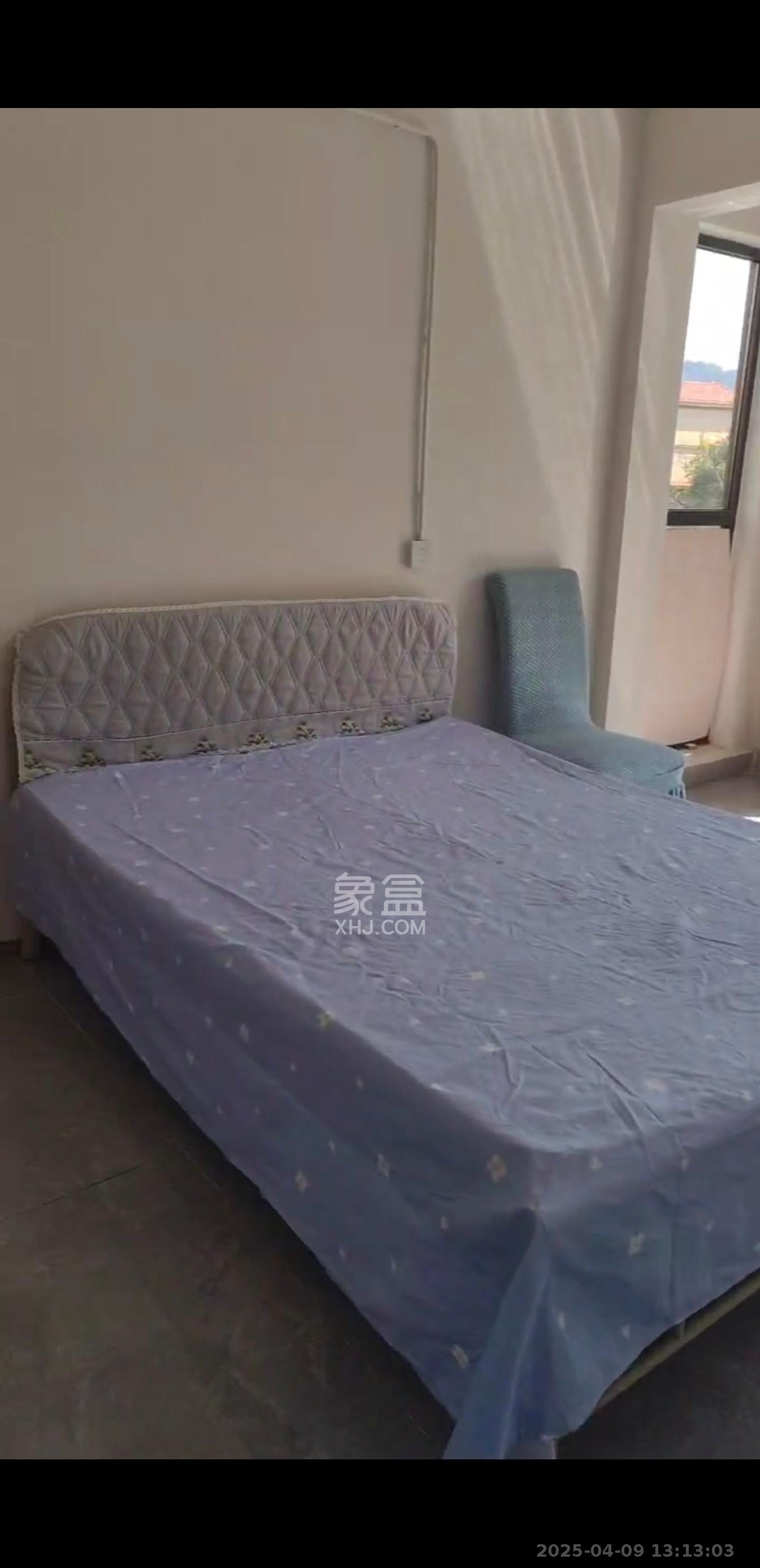 中粮鸿云  2室1厅1卫   1500.00元/月室内图