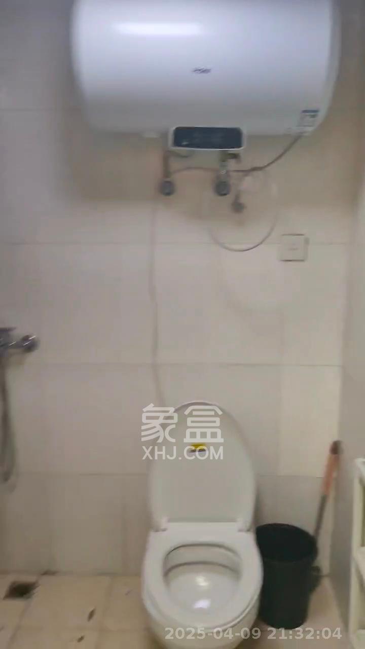名富公寓  1室1厅1卫   1650.00元/月室内图