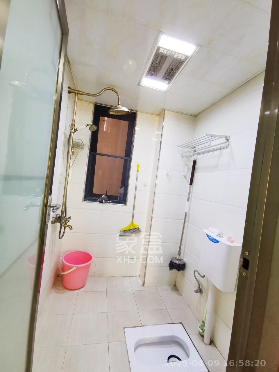 君康家园(梅溪湖七喜街) 4室2厅2卫 3000.0元/月 君康家园(梅溪湖七喜街) 4室2厅2卫 3000.0元/月室内图