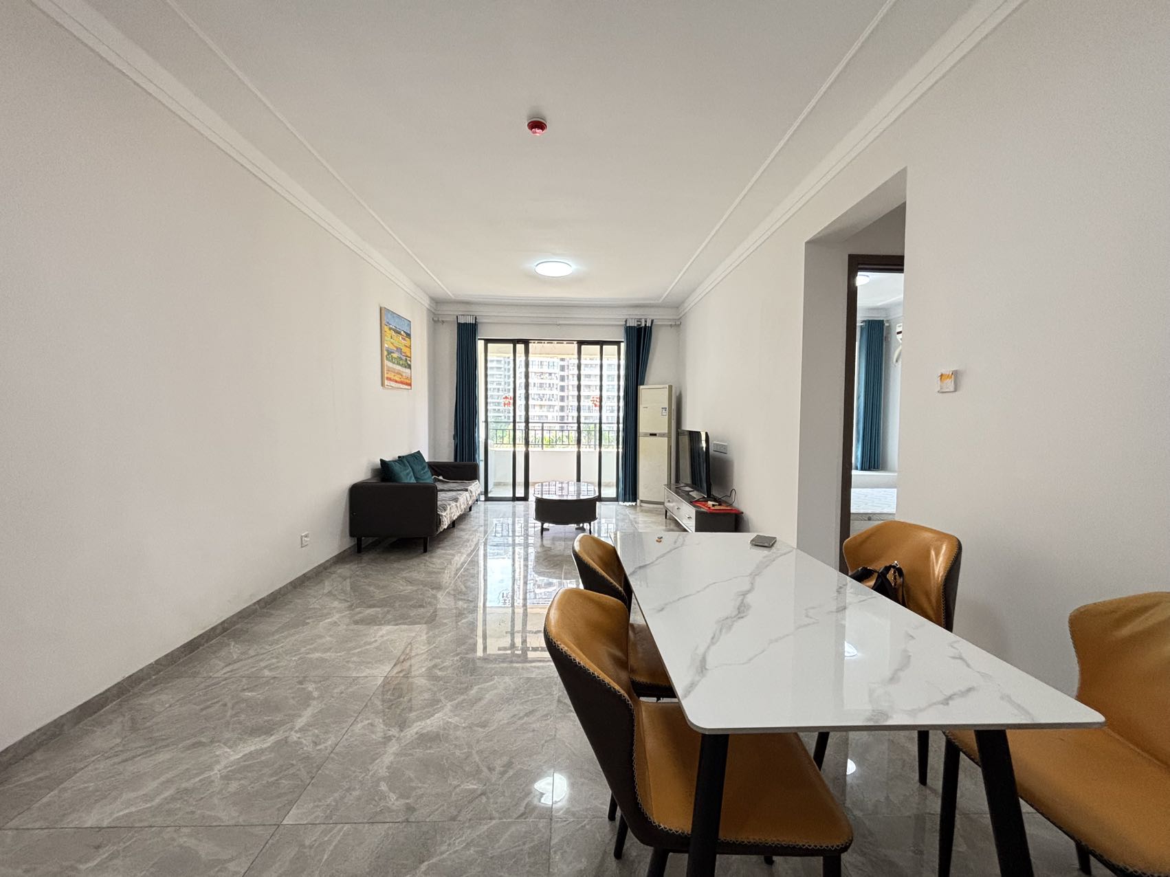 华府蓝湾 3室2厅1卫 149.0万 华府蓝湾 3室2厅1卫 149.0万室内图