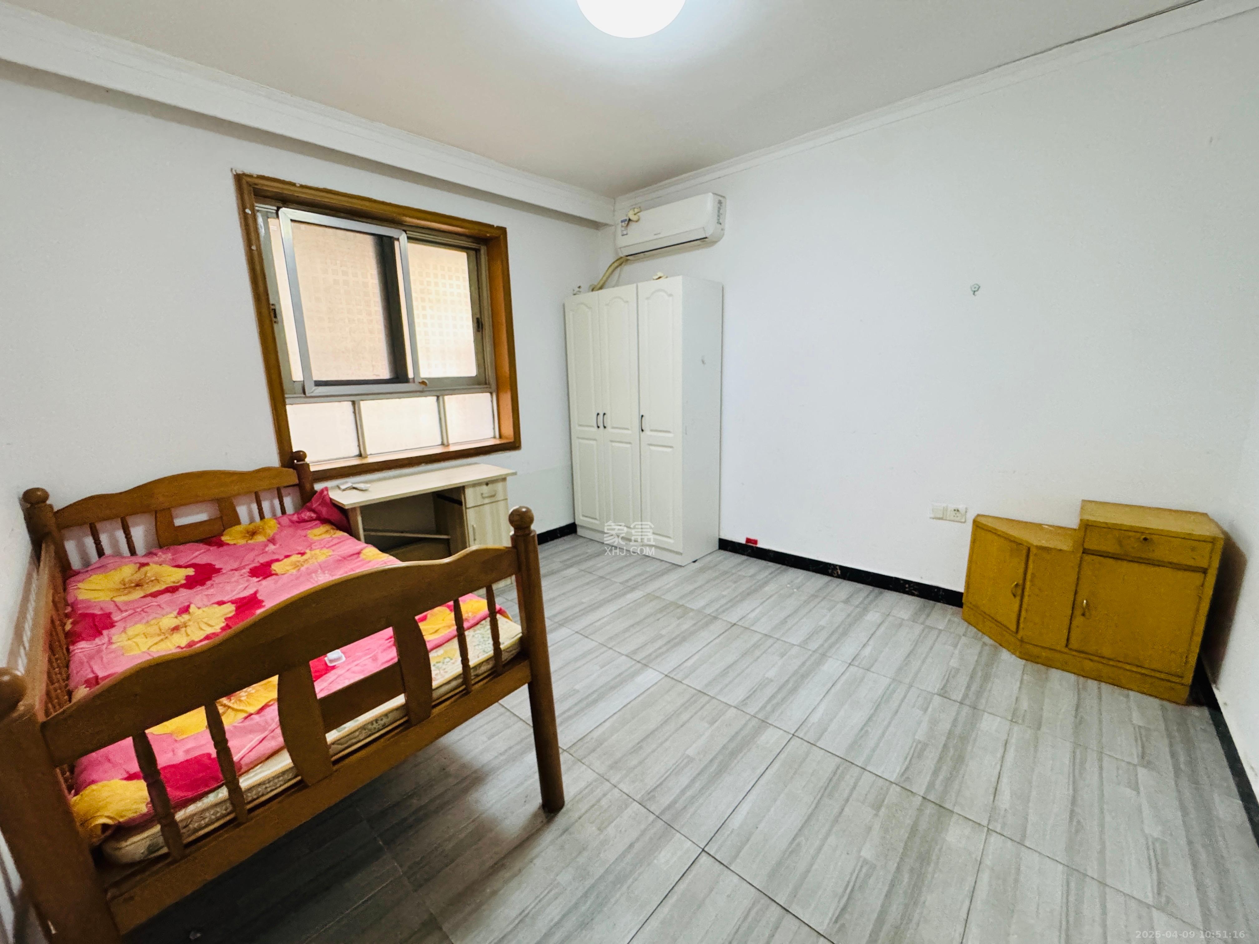 税务局宿舍(人民西路251号) 1室1厅1卫 2600.0元/月 税务局宿舍(人民西路251号) 1室1厅1卫 2600.0元/月室内图