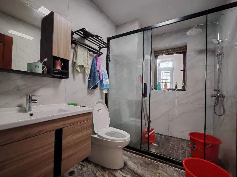 海航豪庭南苑 4室2厅3卫 10000.0元/月 海航豪庭南苑 4室2厅3卫 10000.0元/月室内图