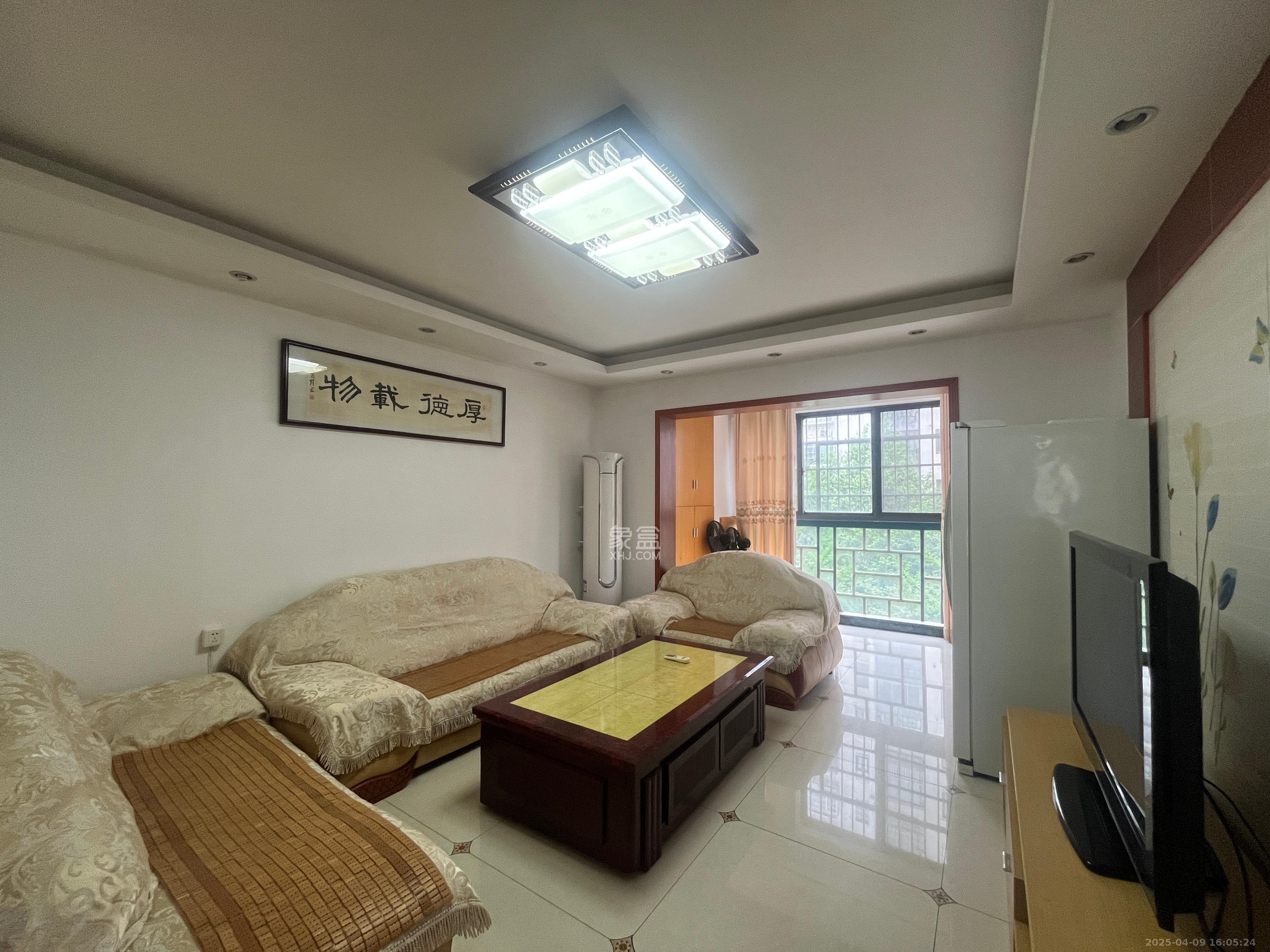 西子湖畔沃府  3室2厅2卫   2800.00元/月室内图