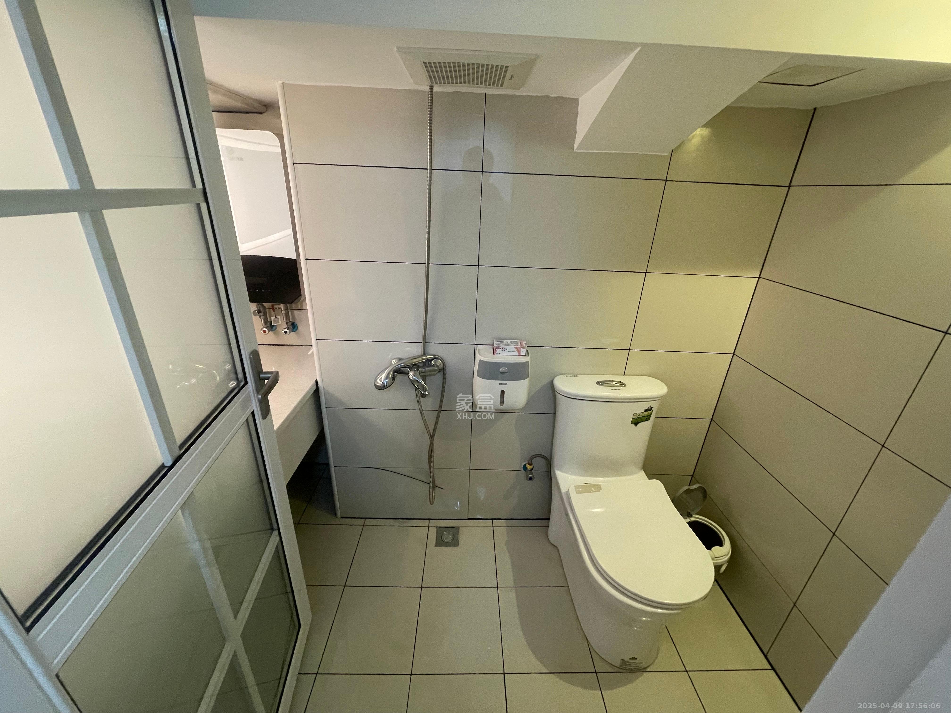 洋湖时代 1室1厅1卫 1600.0元/月 洋湖时代 1室1厅1卫 1600.0元/月室内图