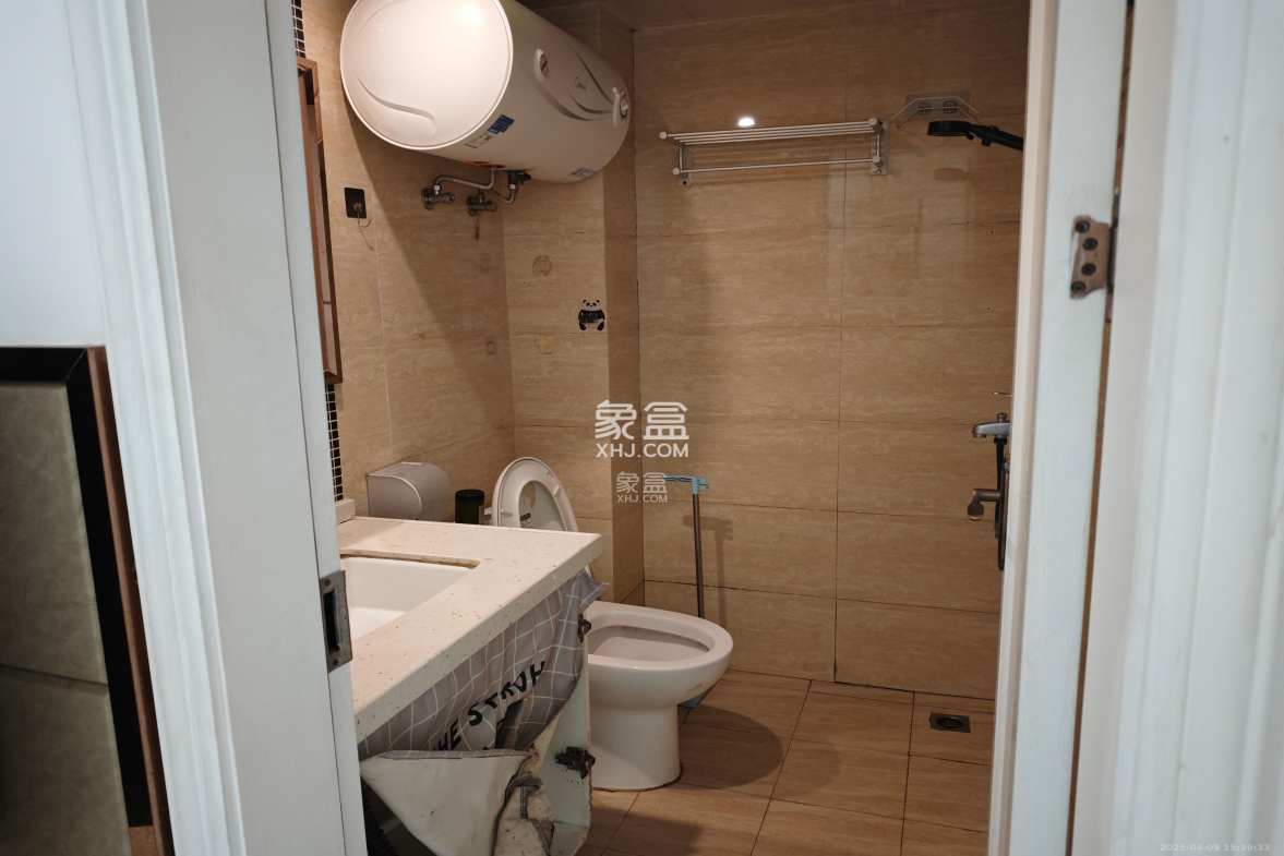 五江天街北区 1室1厅1卫 1800.0元/月 五江天街北区 1室1厅1卫 1800.0元/月室内图