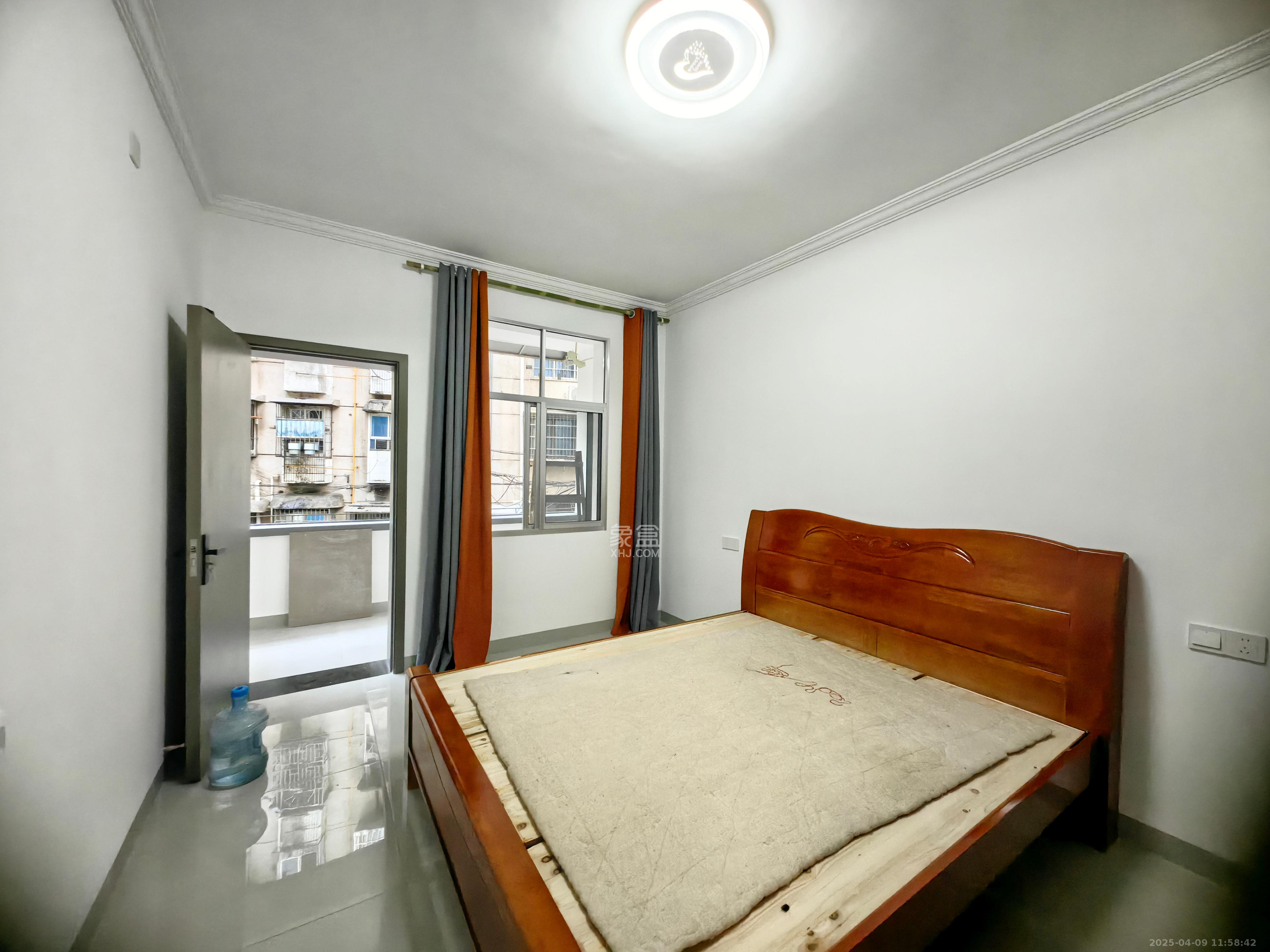 电子仓库宿舍 2室1厅1卫 2000.0元/月 电子仓库宿舍 2室1厅1卫 2000.0元/月室内图