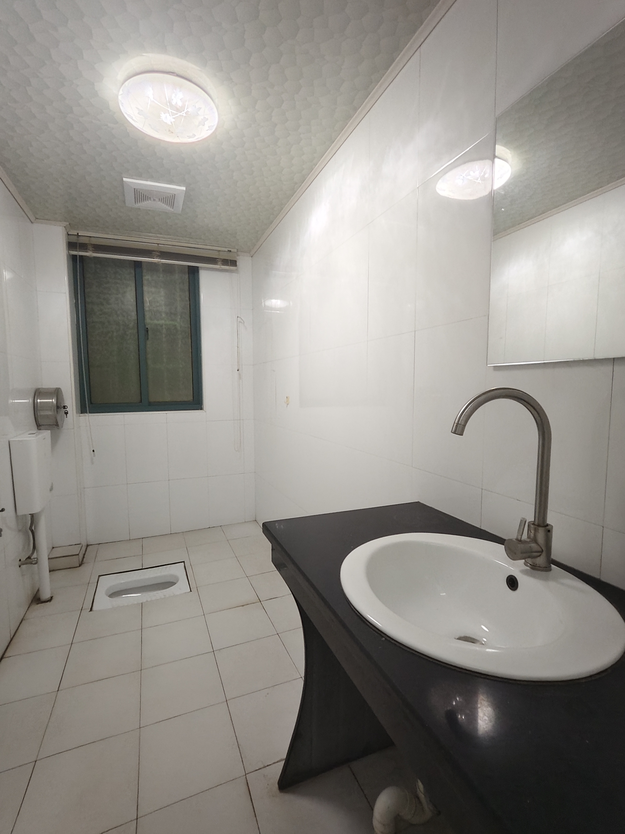 顺枫苑 1室2厅2卫 5800.0元/月 顺枫苑 1室2厅2卫 5800.0元/月室内图