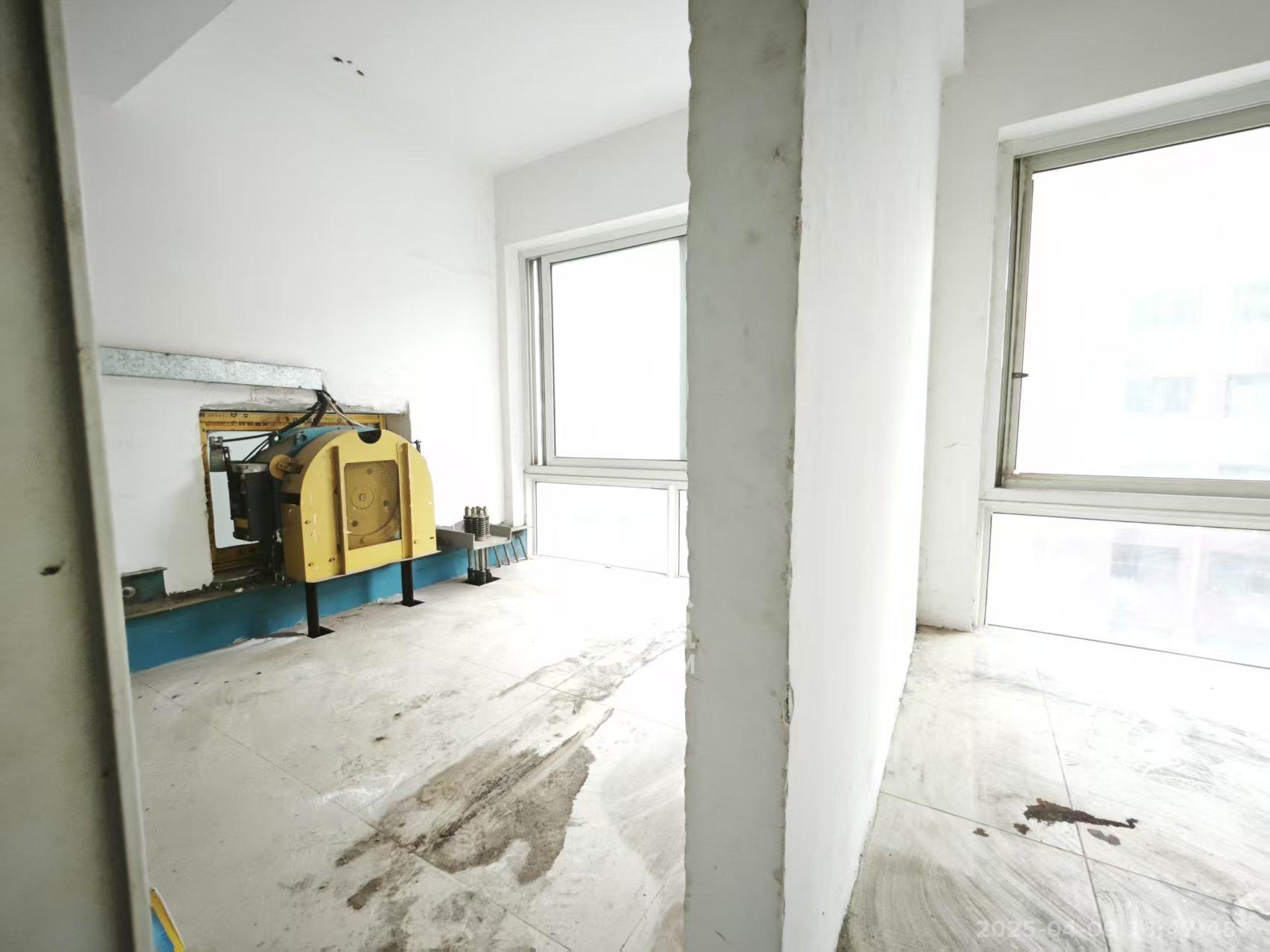 月亮湾草莓街区一、二期 2室2厅2卫 2600.0元/月 月亮湾草莓街区一、二期 2室2厅2卫 2600.0元/月室内图