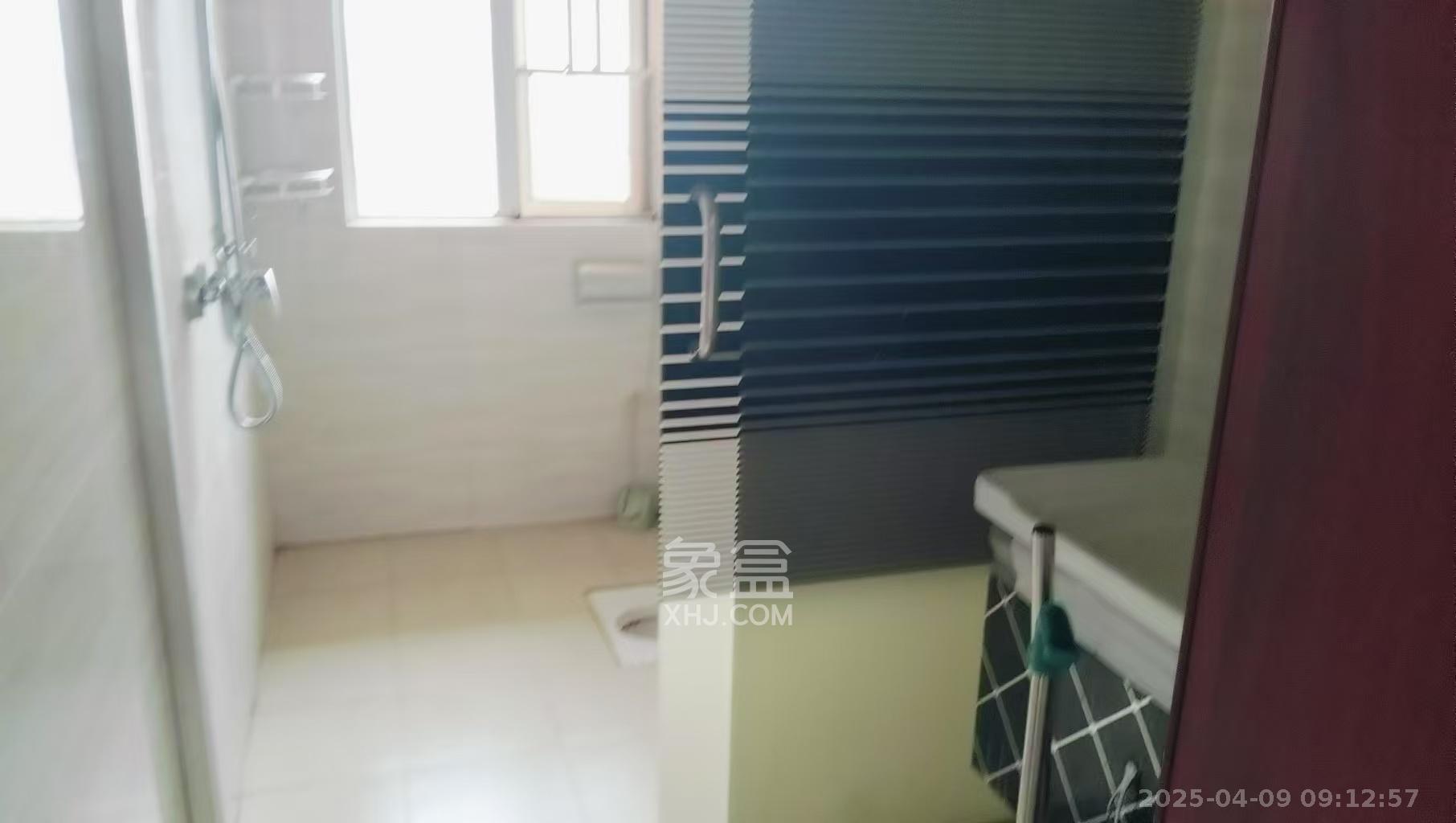 恒广国际景园一二区  3室2厅2卫    2100.0元/月 恒广国际景园一二区  3室2厅2卫    2100.0元/月室内图