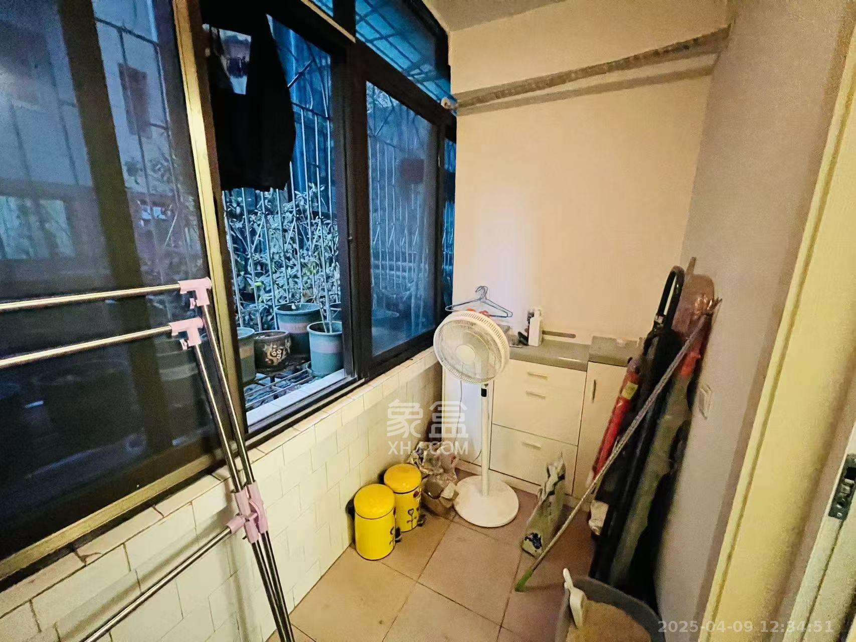 长沙市税务局宿舍（长沙市白沙路186号）  2室1厅1卫   2700.00元/月室内图