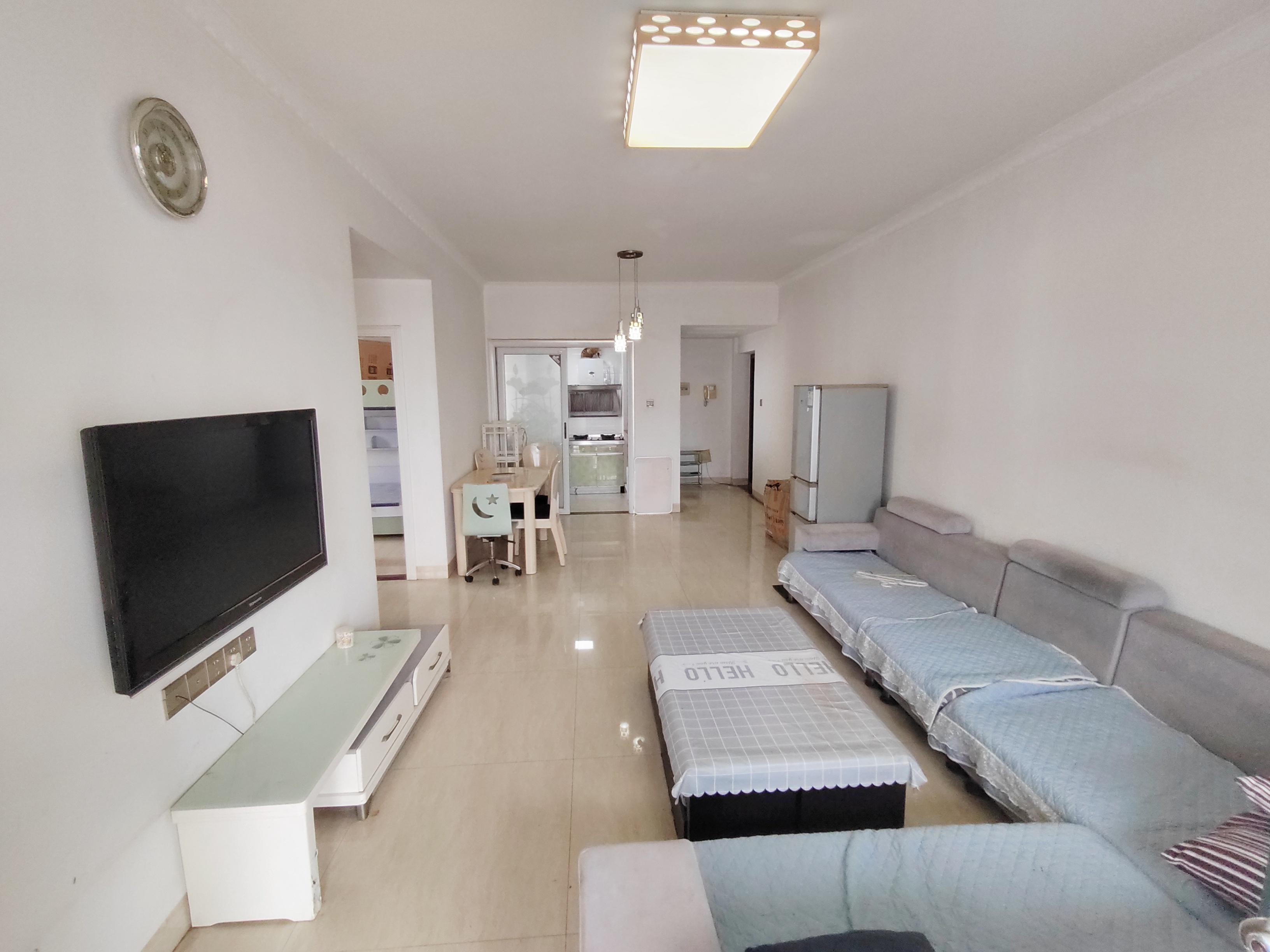 中景花园  2室1厅1卫   2300.00元/月室内图