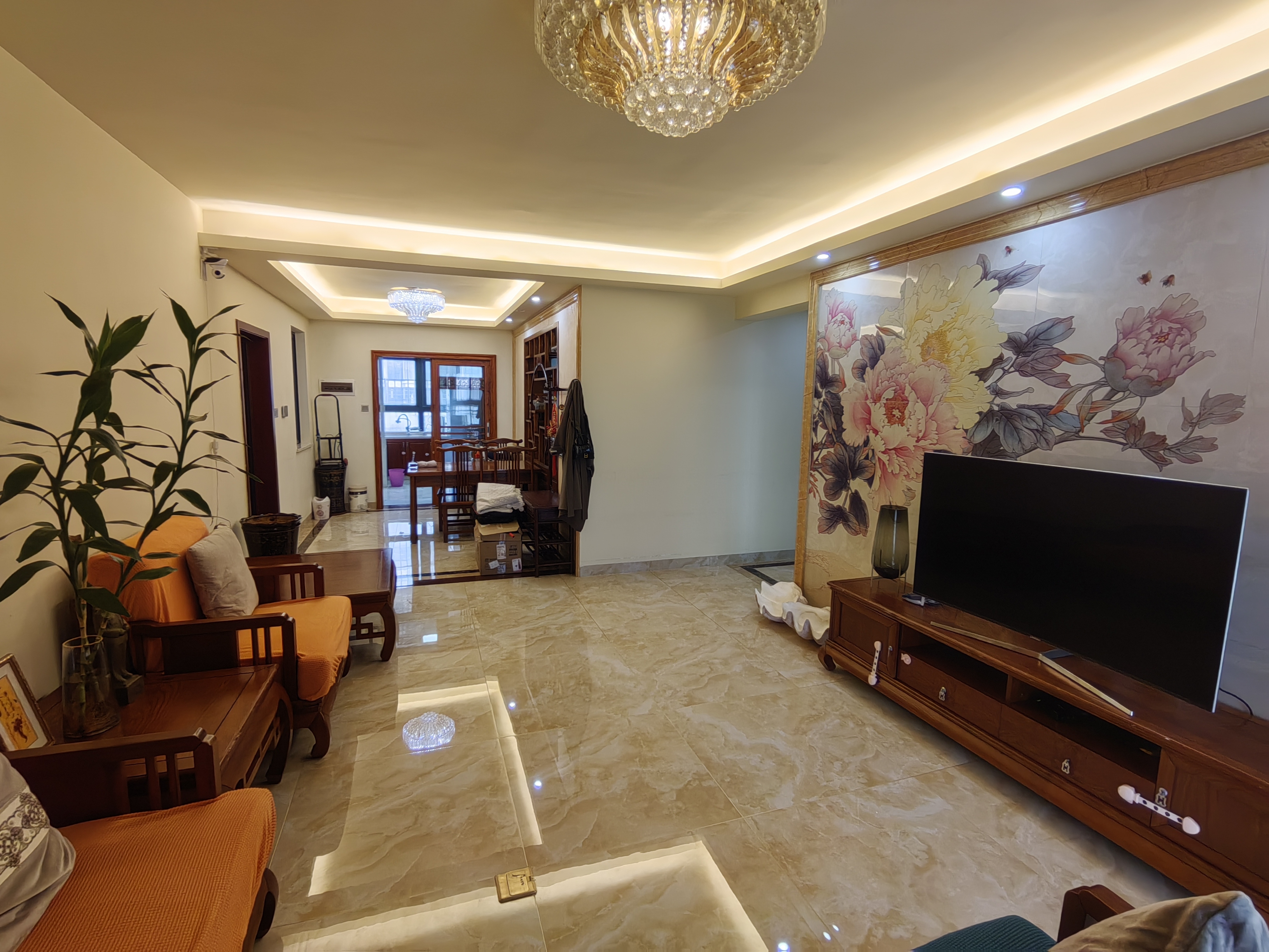 国兴城（B区）  3室2厅1卫   4800.00元/月室内图