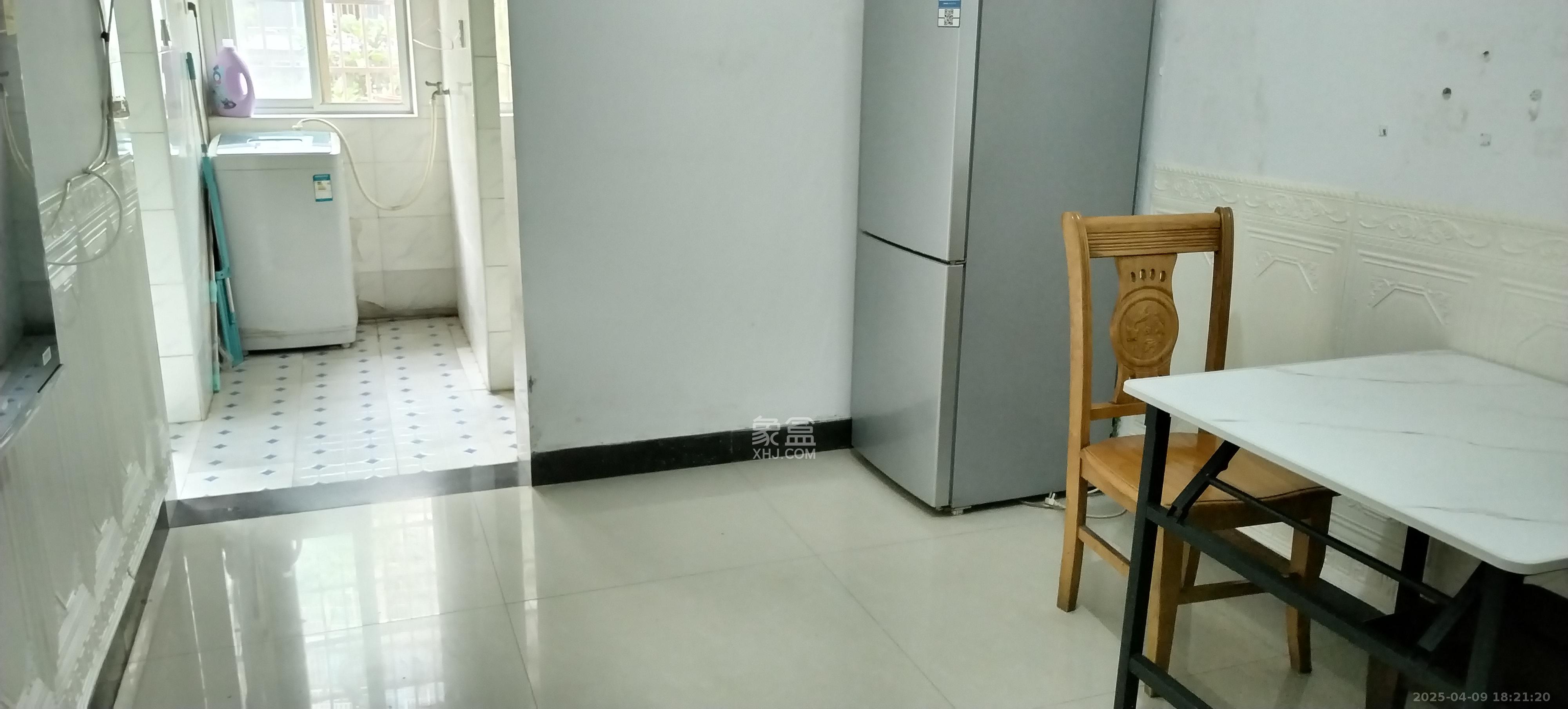景塘家园  1室0厅0卫   1300.00元/月室内图