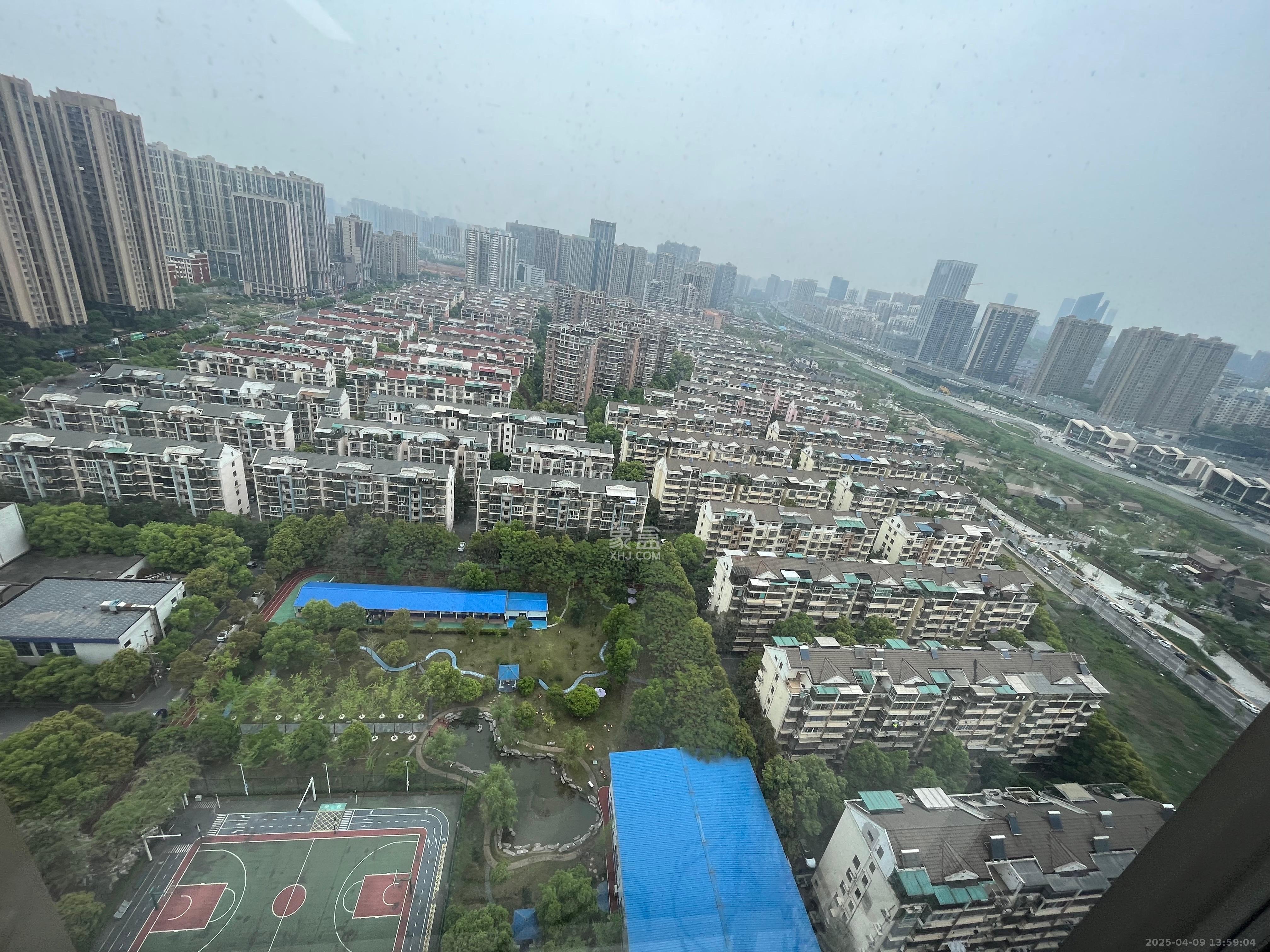 万坤图财富广场  1室1厅1卫   3300.00元/月室内图