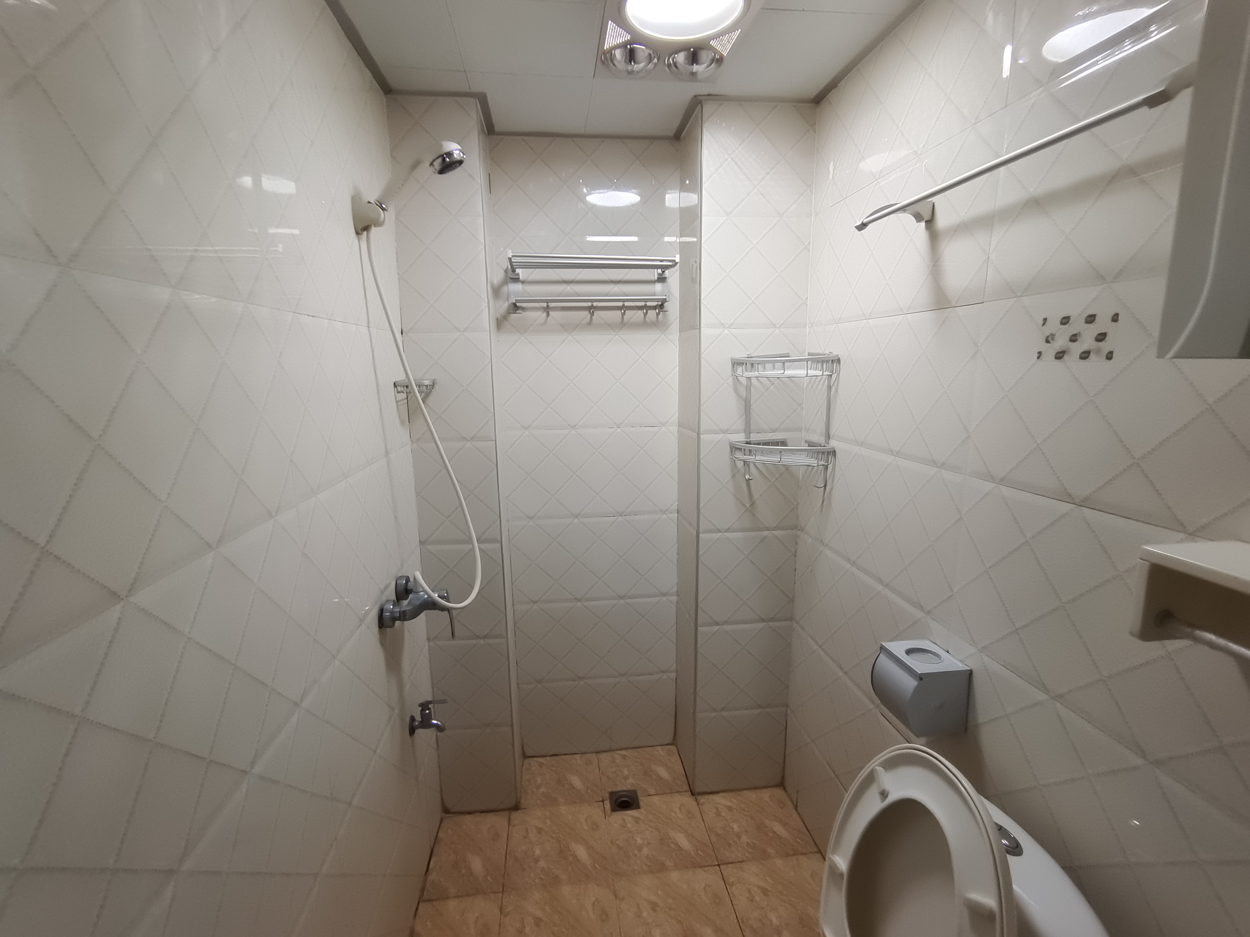 鹏利广场 1室1厅1卫 1300.0元/月 鹏利广场 1室1厅1卫 1300.0元/月室内图