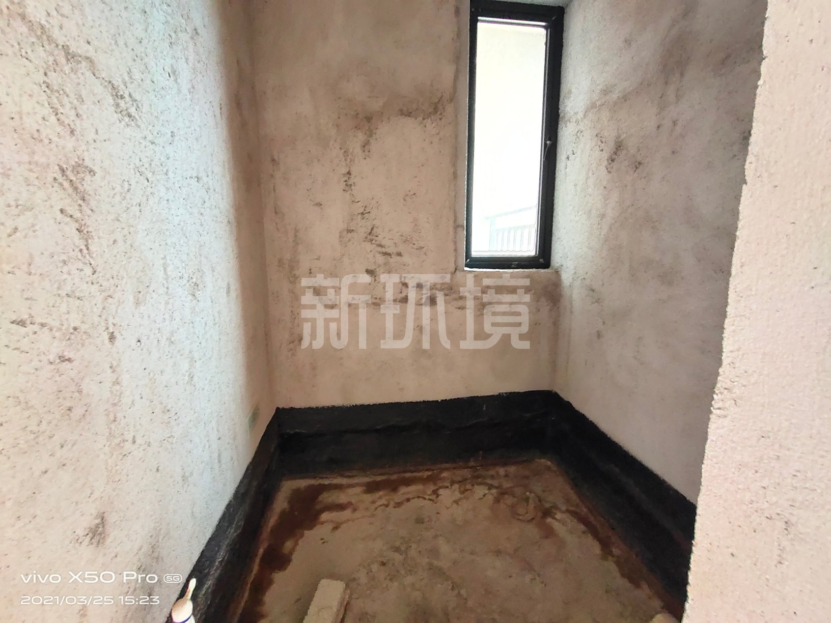天门壹号  3室2厅2卫   46.80万客厅