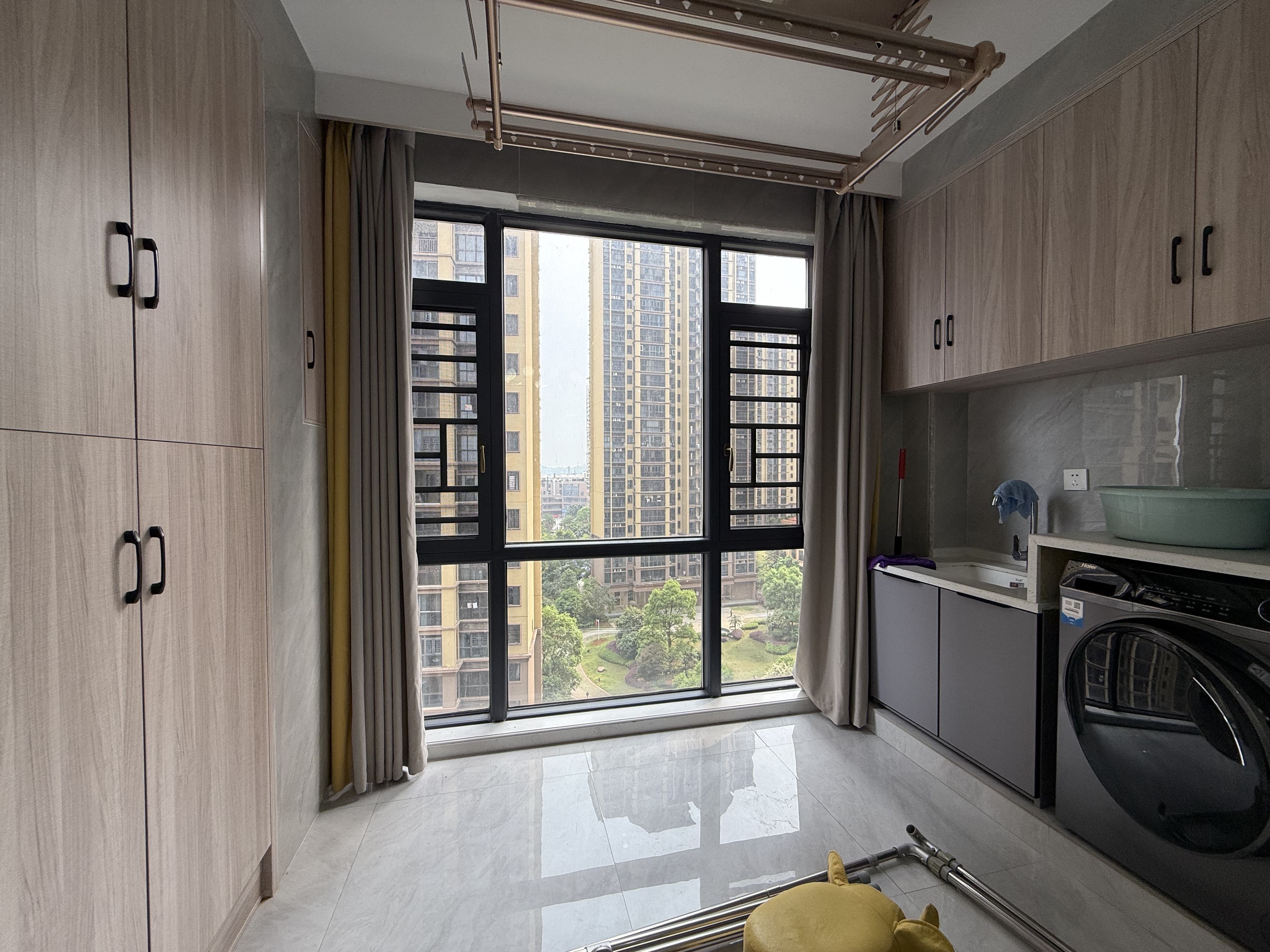 金钟时代城 3室2厅1卫 1800.00元/月 金钟时代城 3室2厅1卫 1800.00元/月室内图