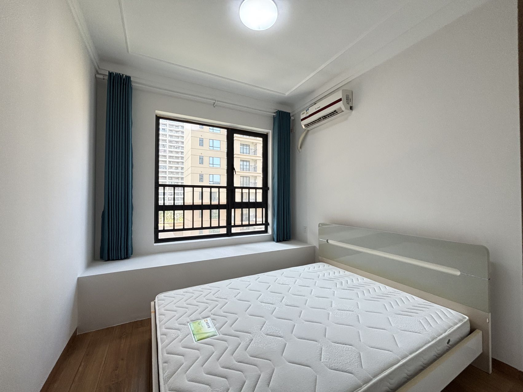 华府蓝湾 3室2厅1卫 149.0万 华府蓝湾 3室2厅1卫 149.0万室内图