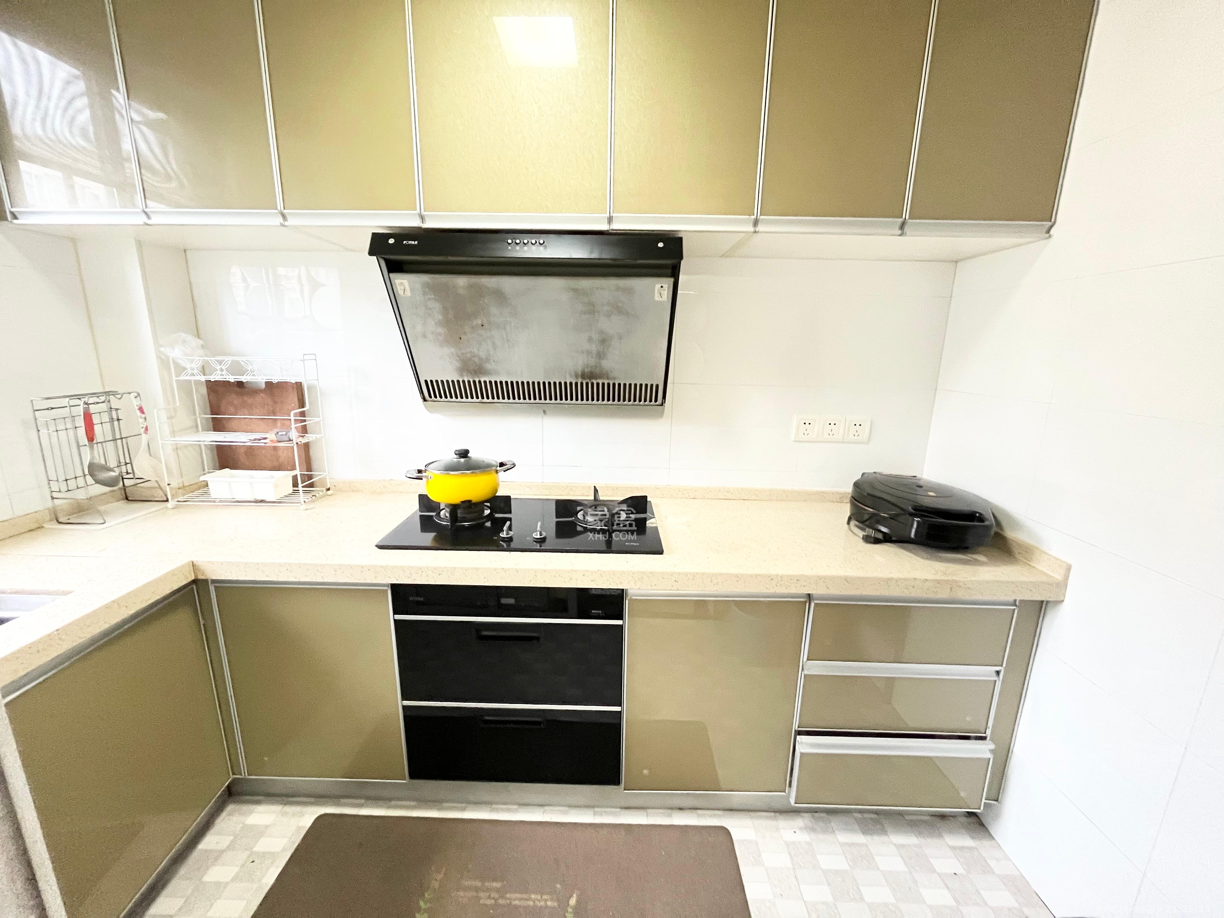 保利麓谷林语A区  3室2厅1卫   2500.00元/月室内图