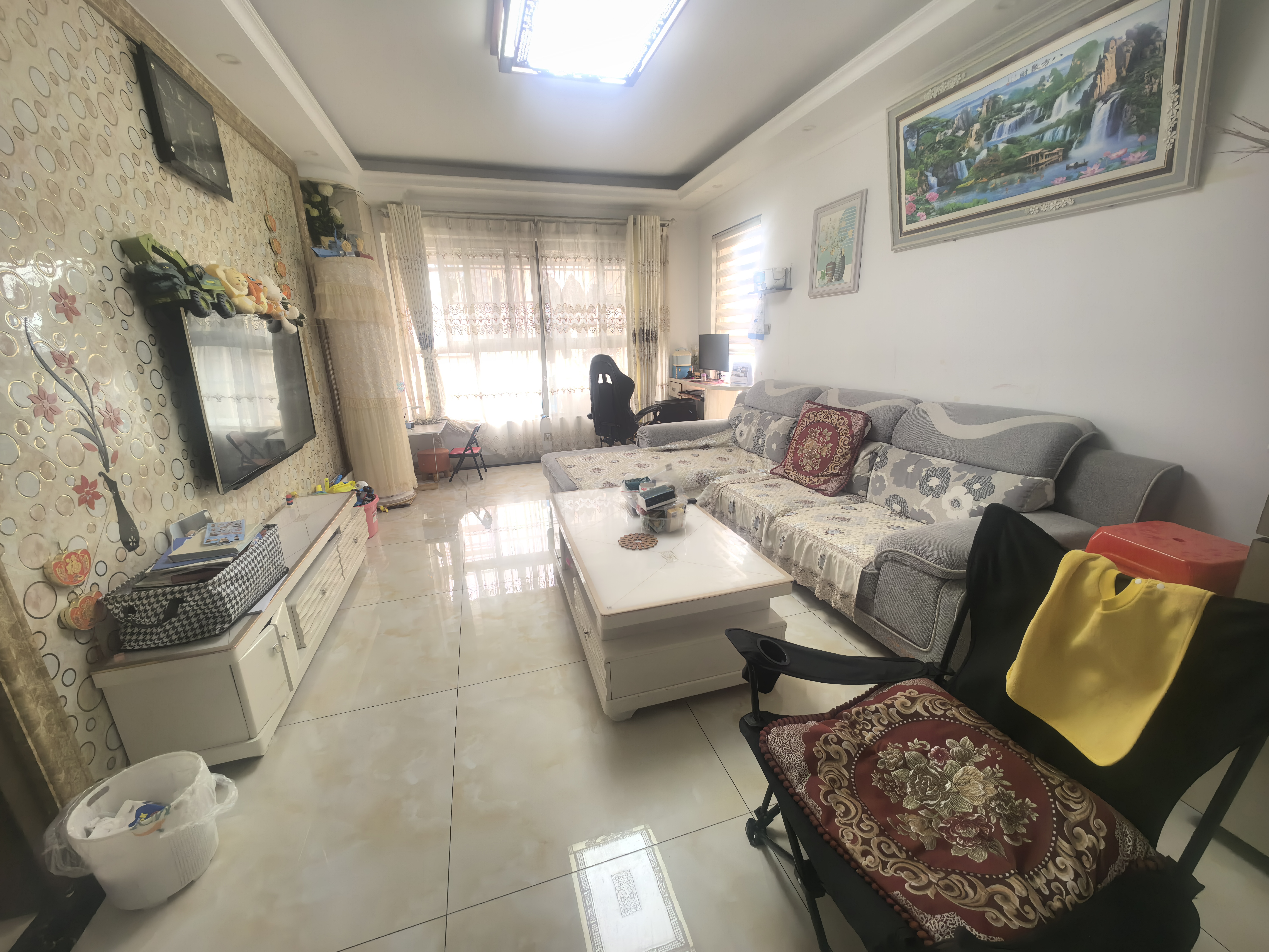 凯风珑城 2室2厅1卫 35.0万 凯风珑城 2室2厅1卫 35.0万室内图