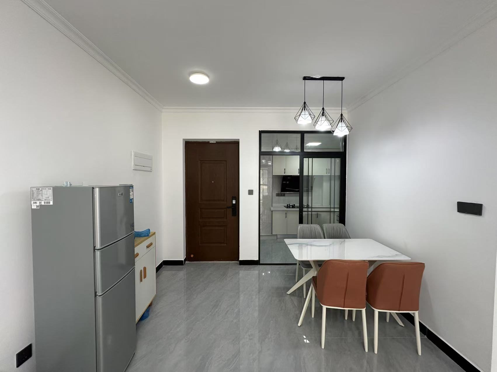 中海学府里 3室2厅1卫 58.0万 中海学府里 3室2厅1卫 58.0万室内图