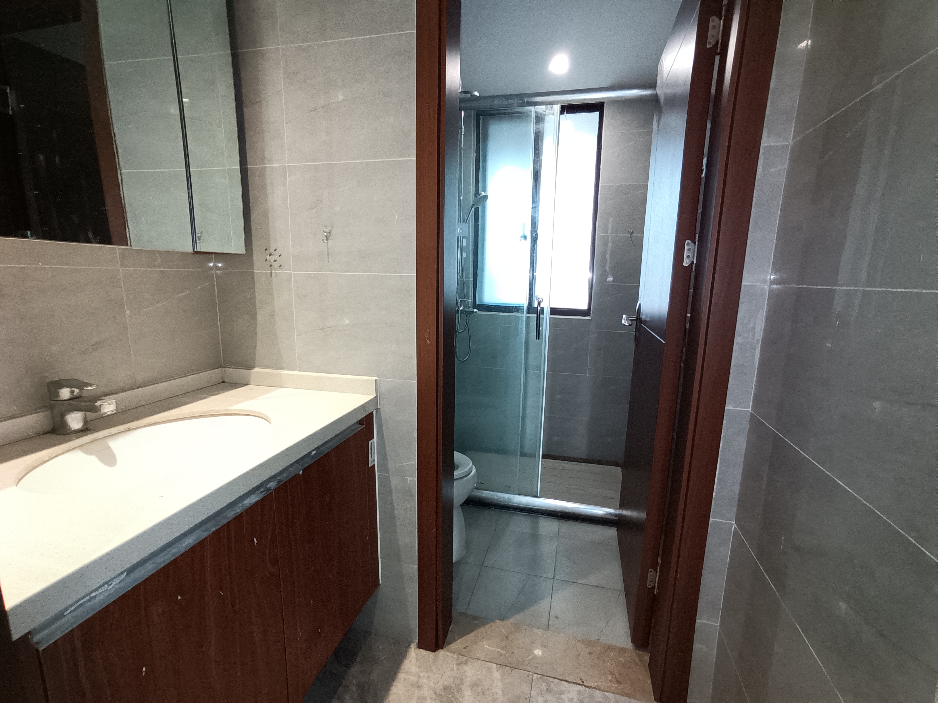 城际空间站 4室2厅2卫 82.8万 城际空间站 4室2厅2卫 82.8万室内图