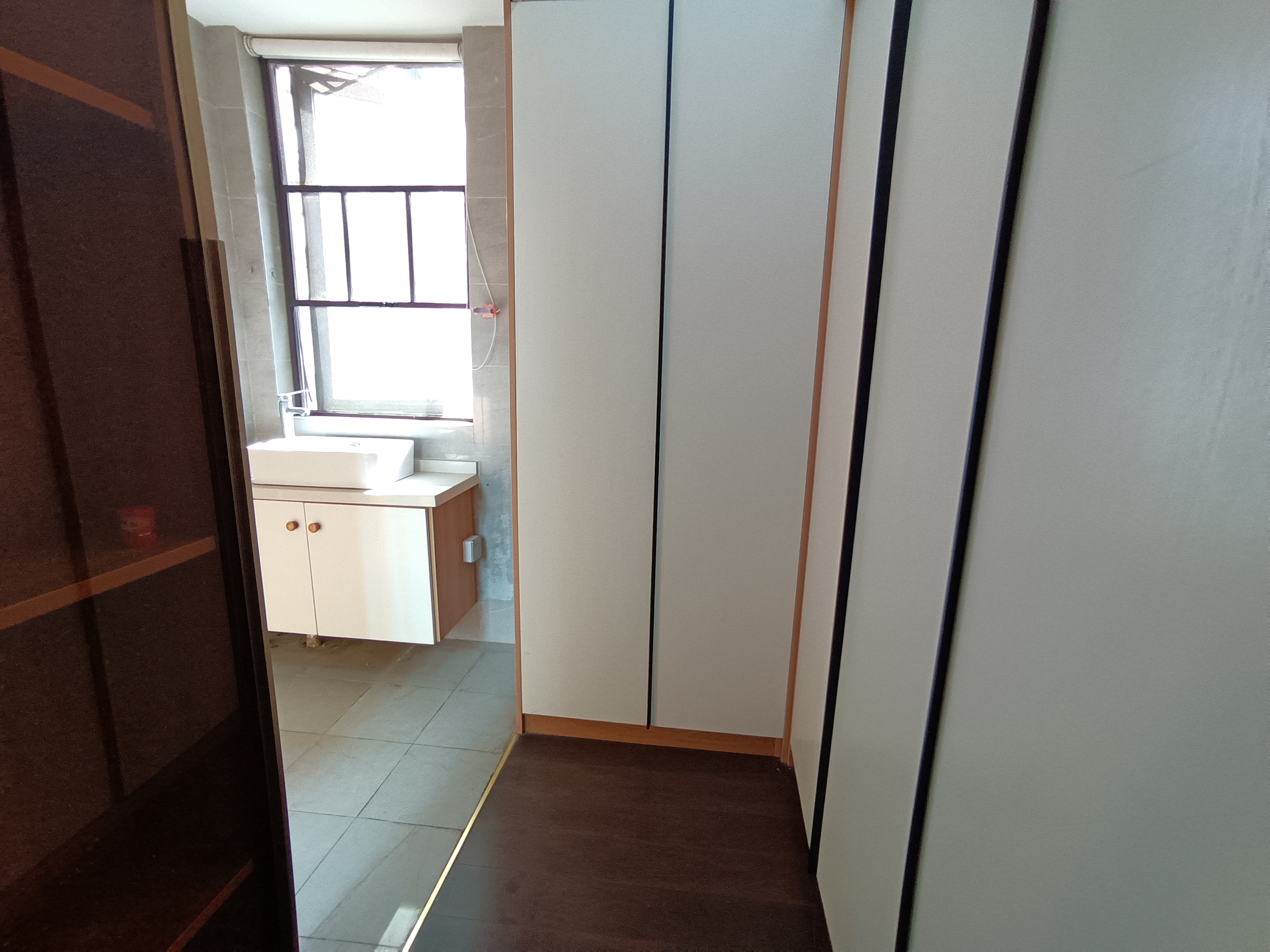 城际空间站 4室2厅2卫 82.8万 城际空间站 4室2厅2卫 82.8万室内图