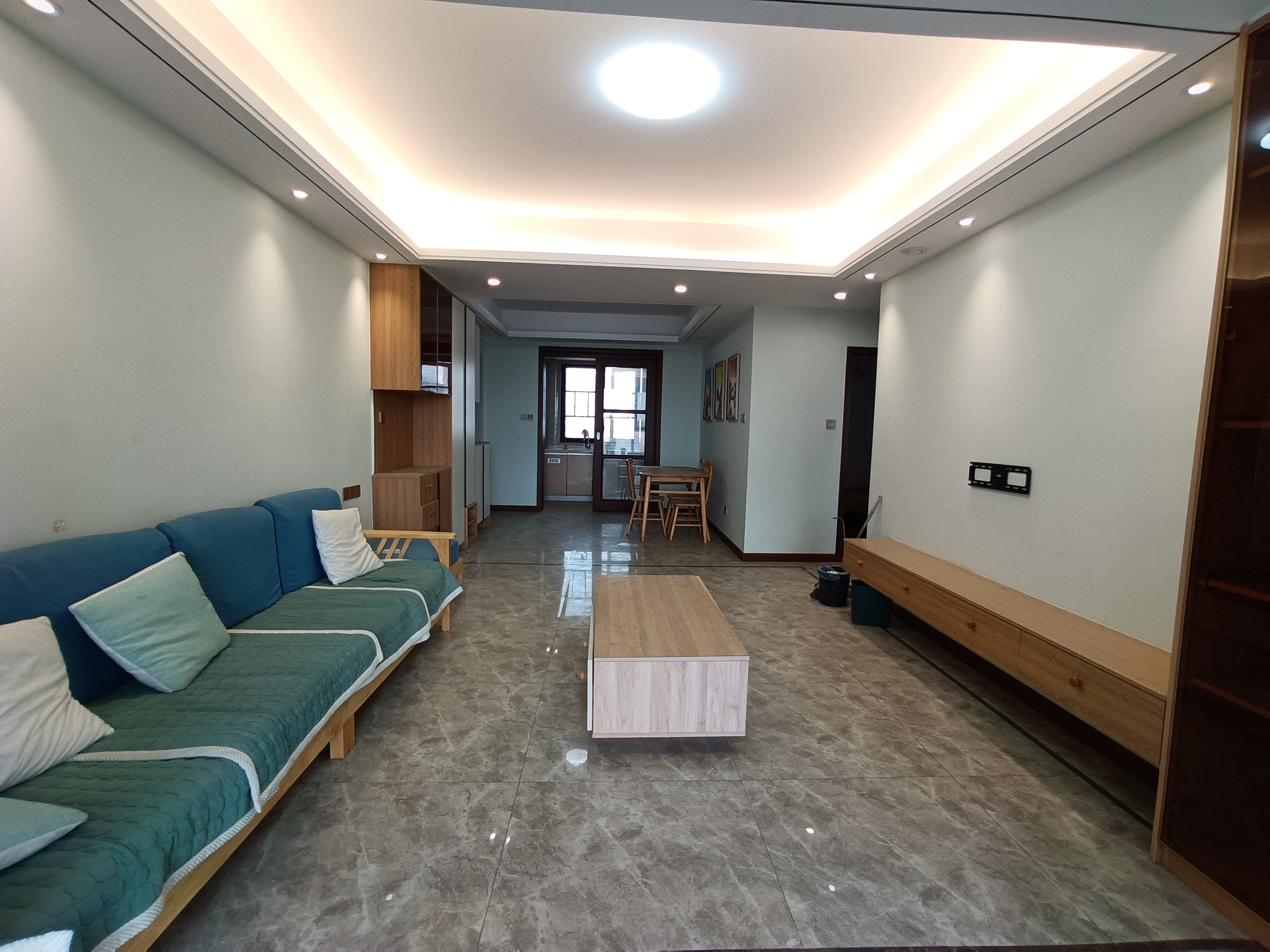 城际空间站 4室2厅2卫 82.8万 城际空间站 4室2厅2卫 82.8万室内图