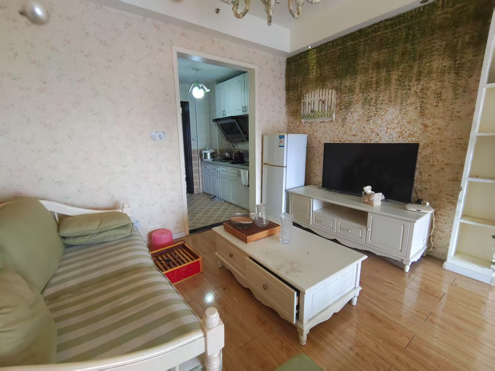 凯旋名门人民中路1006号 1室0厅0卫 22.0万 凯旋名门人民中路1006号 1室0厅0卫 22.0万室内图