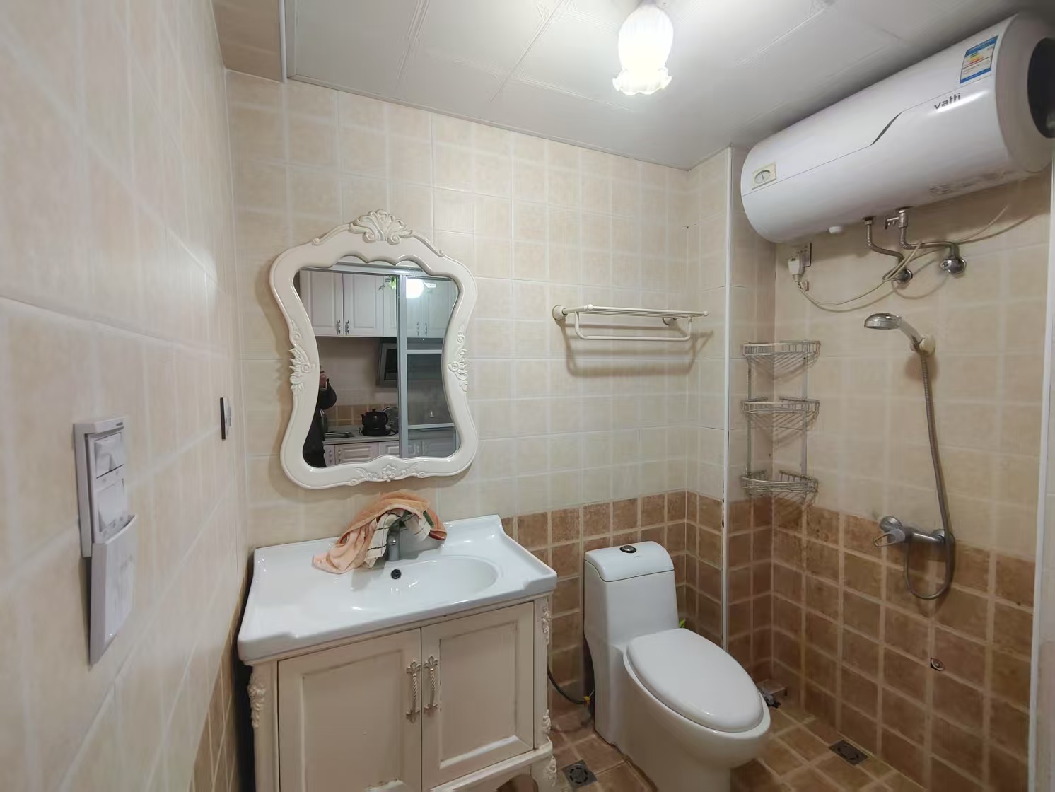 凯旋名门人民中路1006号 1室0厅0卫 22.0万 凯旋名门人民中路1006号 1室0厅0卫 22.0万室内图