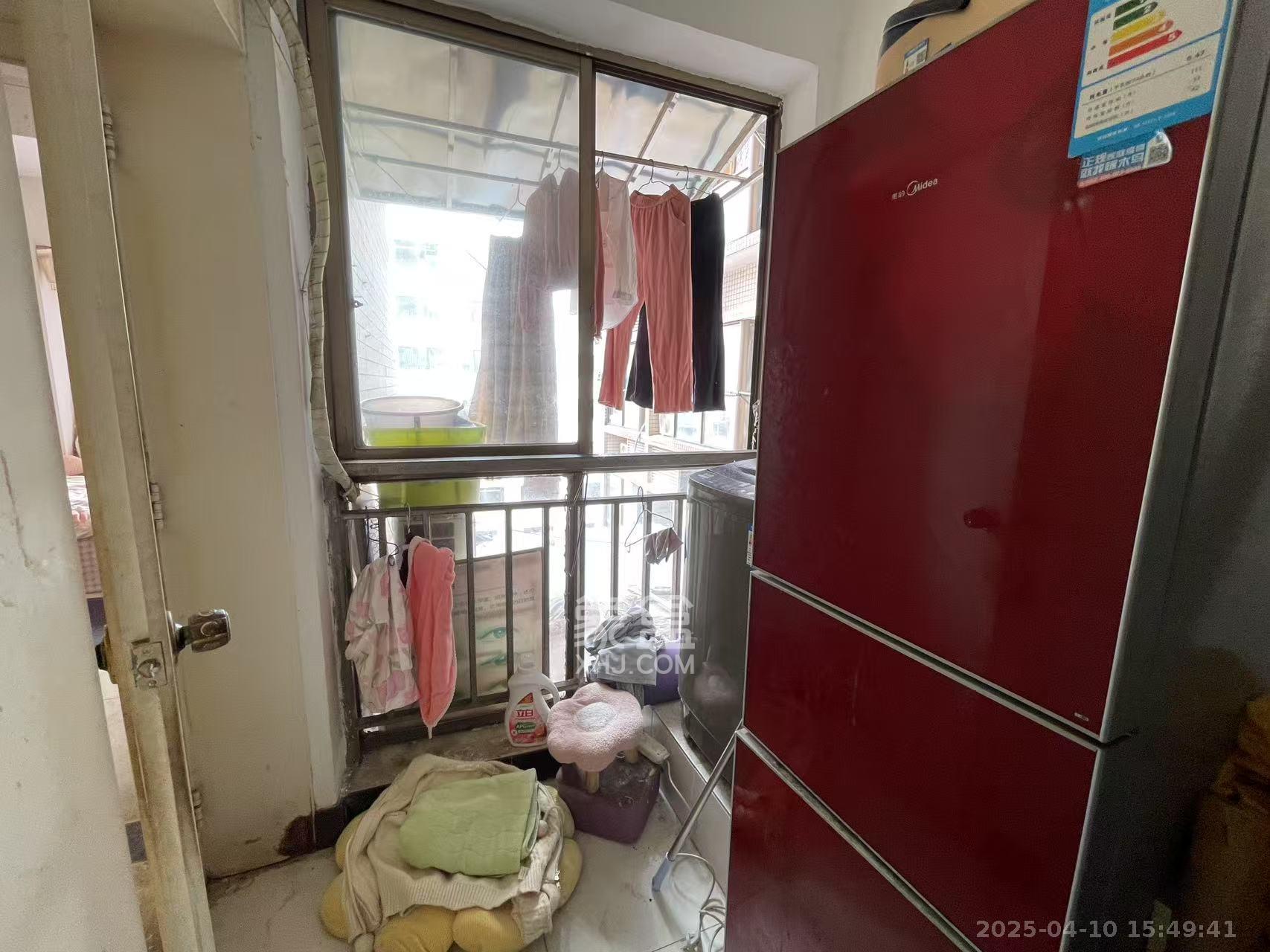 芙蓉同发 2室1厅1卫 2800.0元/月 芙蓉同发 2室1厅1卫 2800.0元/月室内图