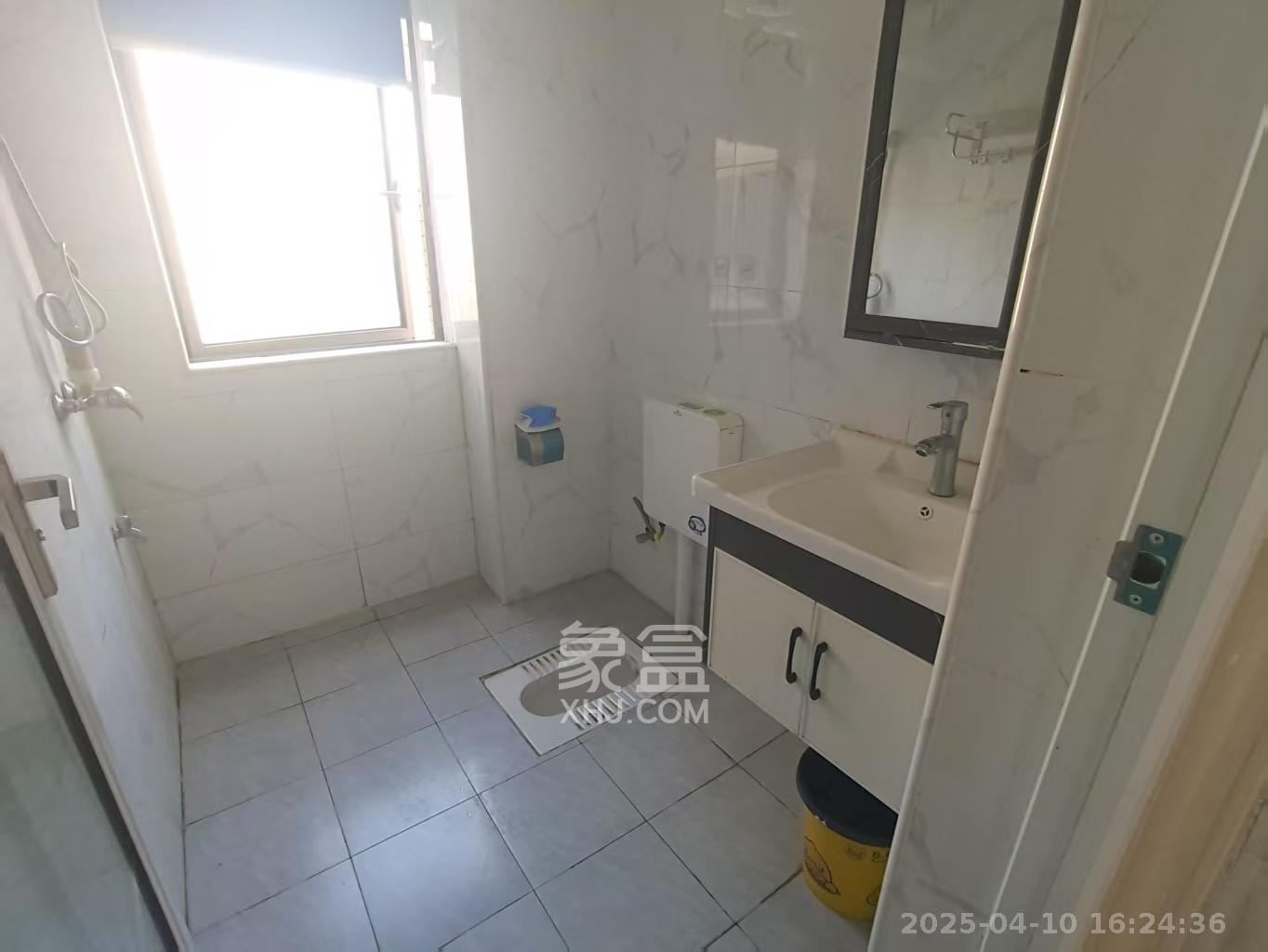 牛力家园  2室1厅1卫    1800.0元/月室内图