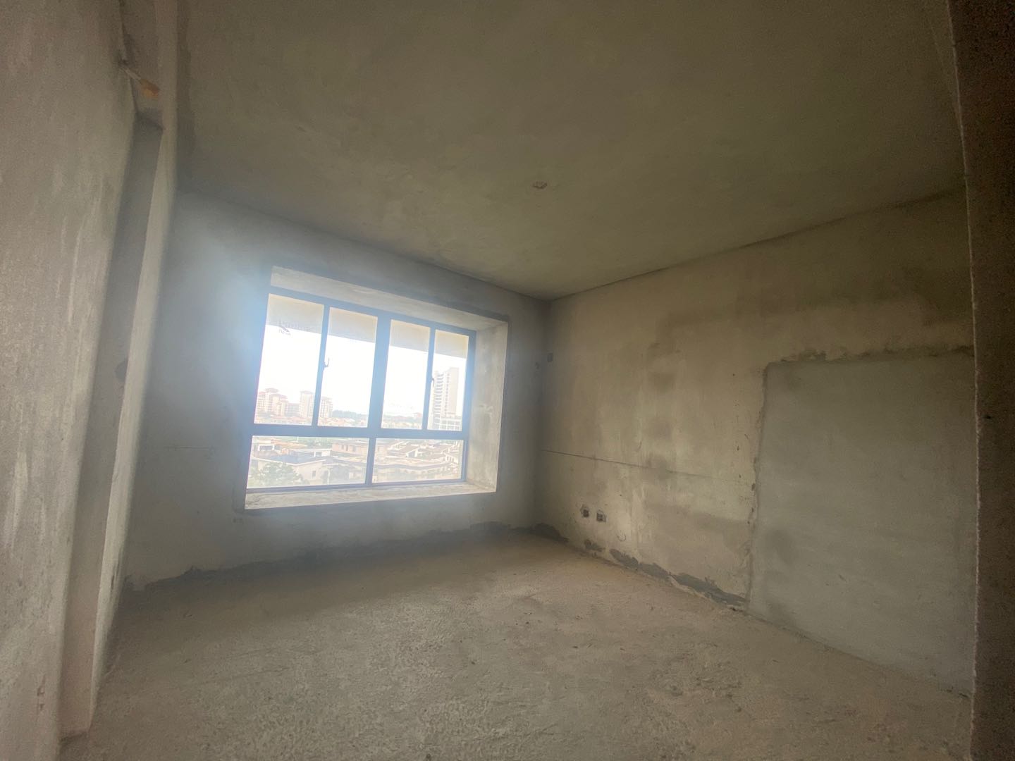 兆南西海豪园  2室2厅1卫    117.0万 兆南西海豪园  2室2厅1卫    117.0万室内图