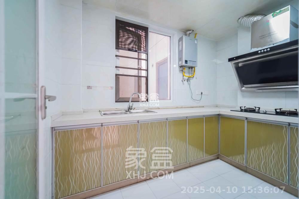 绿地之窗 2室2厅1卫 2000.0元/月 绿地之窗 2室2厅1卫 2000.0元/月室内图