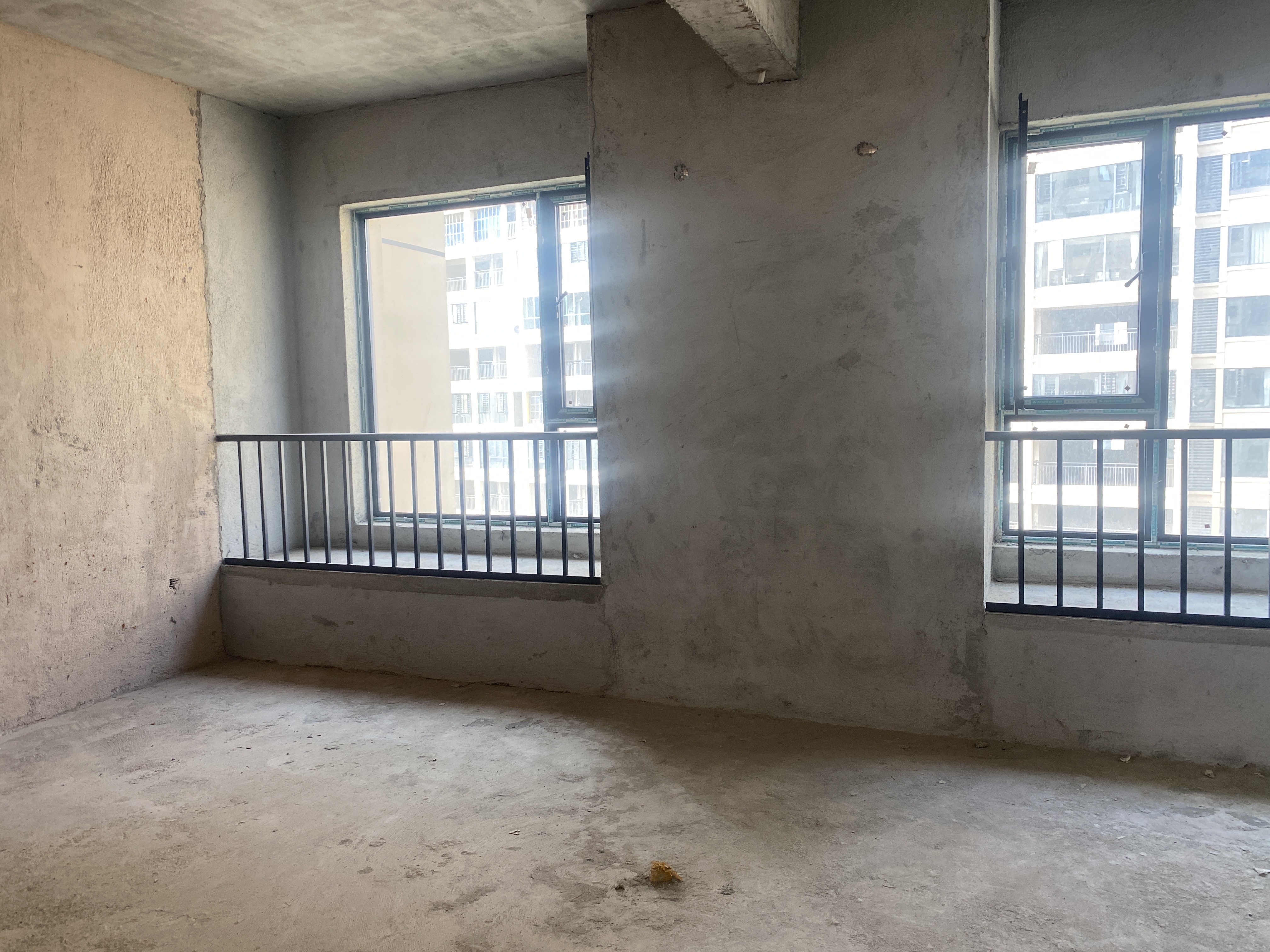 金信园林嘉园 4室2厅2卫 85.8万 金信园林嘉园 4室2厅2卫 85.8万客厅