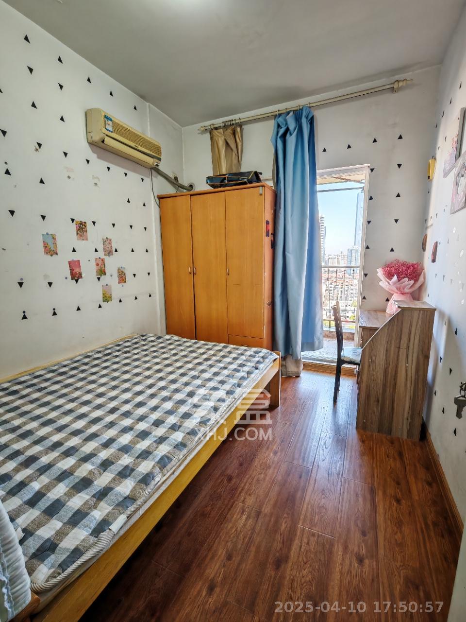 鸿铭中心  2室2厅2卫    2700.0元/月室内图