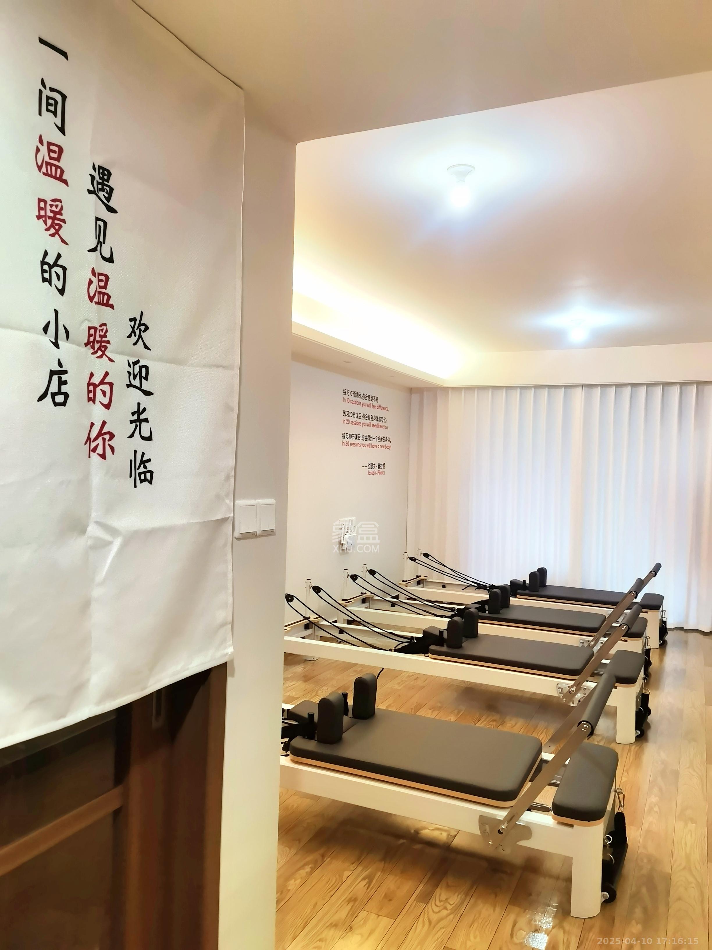 保利中环广场（保利中悦苑）  4室2厅2卫   4200.00元/月室内图