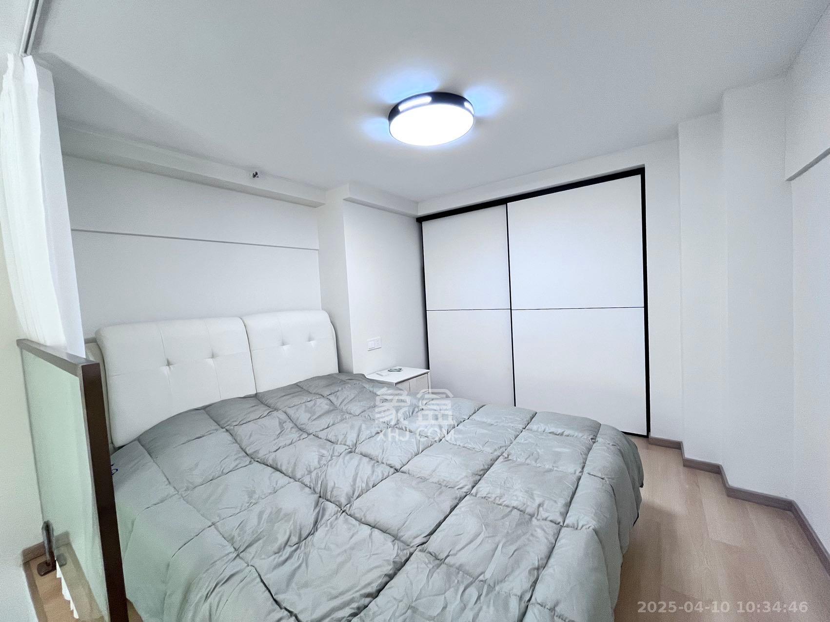 卓越江岸 1室0厅0卫 2600.0元/月 卓越江岸 1室0厅0卫 2600.0元/月室内图