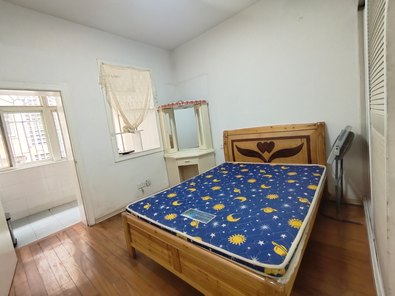 银馨家园(贺家土电厂生活区)  2室1厅1卫    21.0万 银馨家园(贺家土电厂生活区)  2室1厅1卫    21.0万室内图