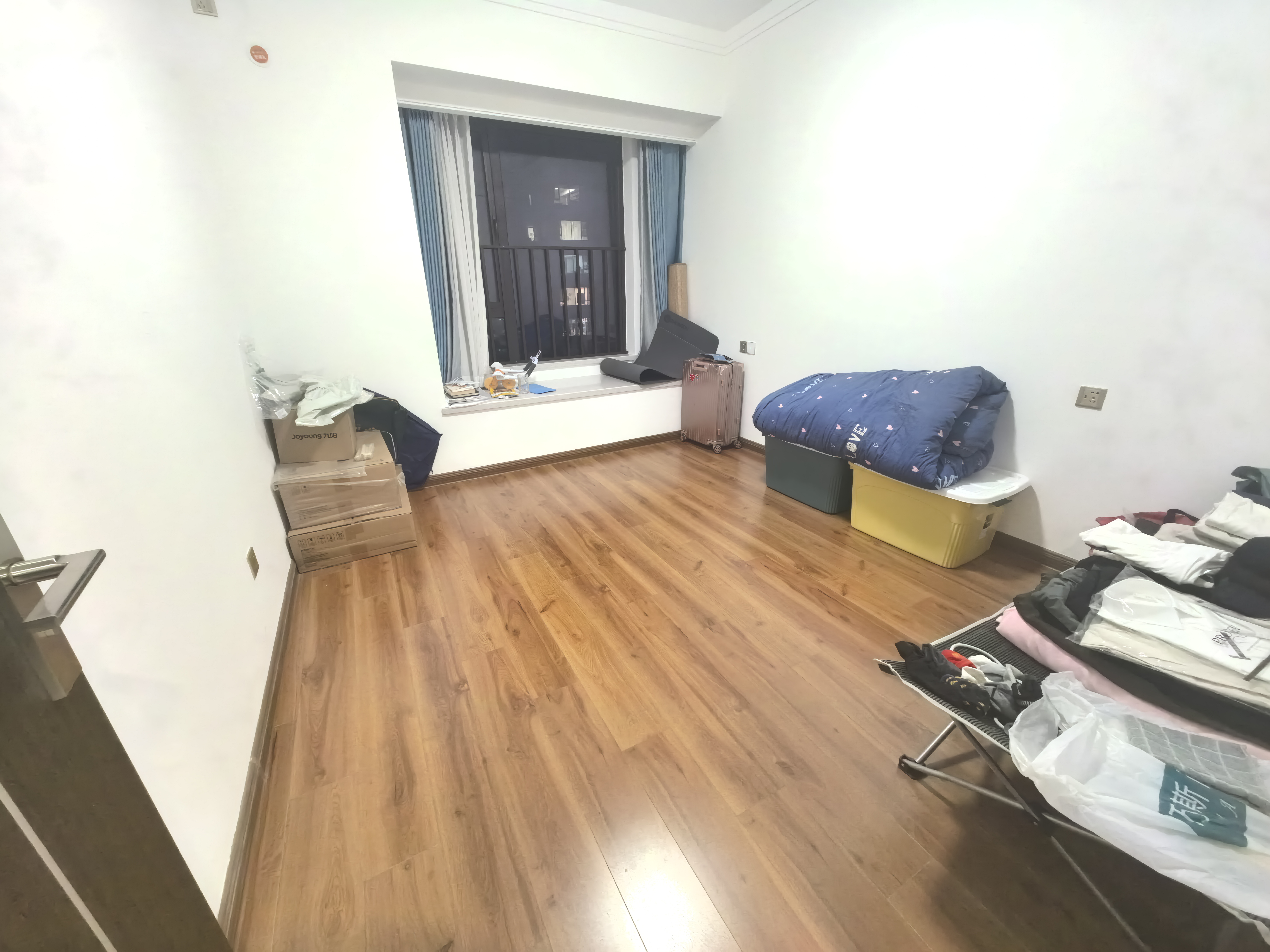 美的雪峰山 3室2厅2卫 62.8万 美的雪峰山 3室2厅2卫 62.8万室内图