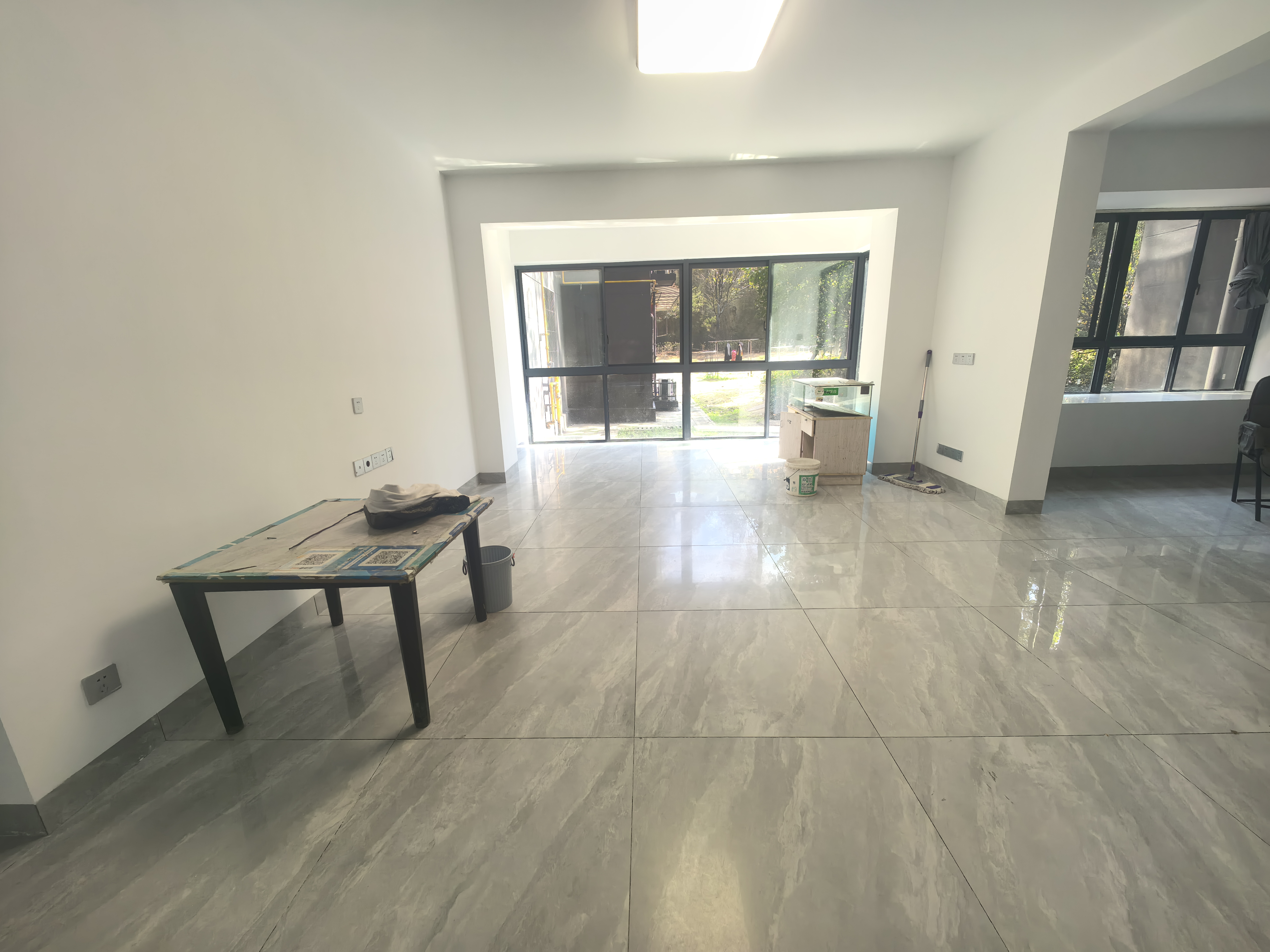 时代新城(翰林府) 4室2厅2卫 56.0万 时代新城(翰林府) 4室2厅2卫 56.0万室内图