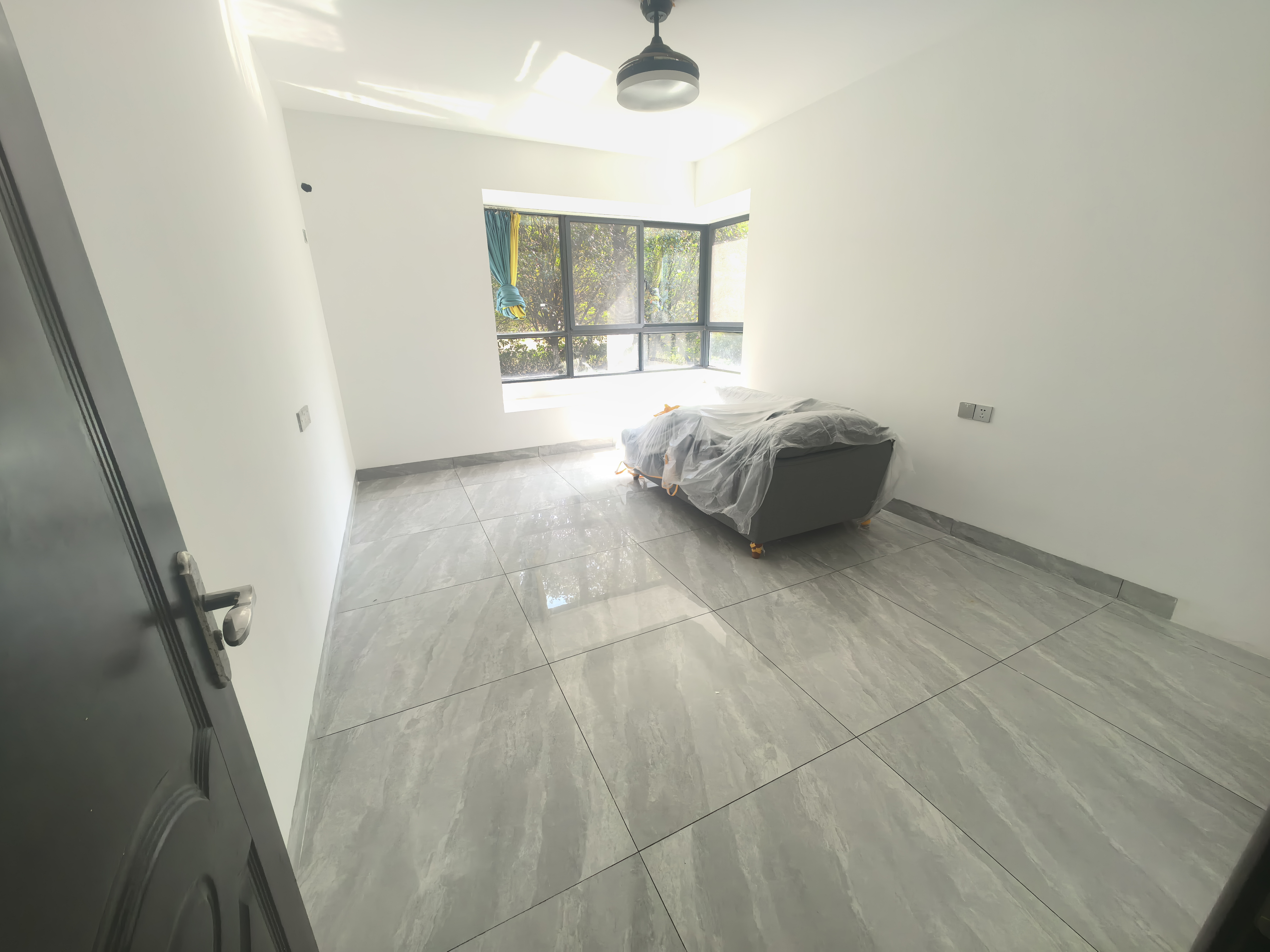 时代新城(翰林府) 4室2厅2卫 56.0万 时代新城(翰林府) 4室2厅2卫 56.0万室内图