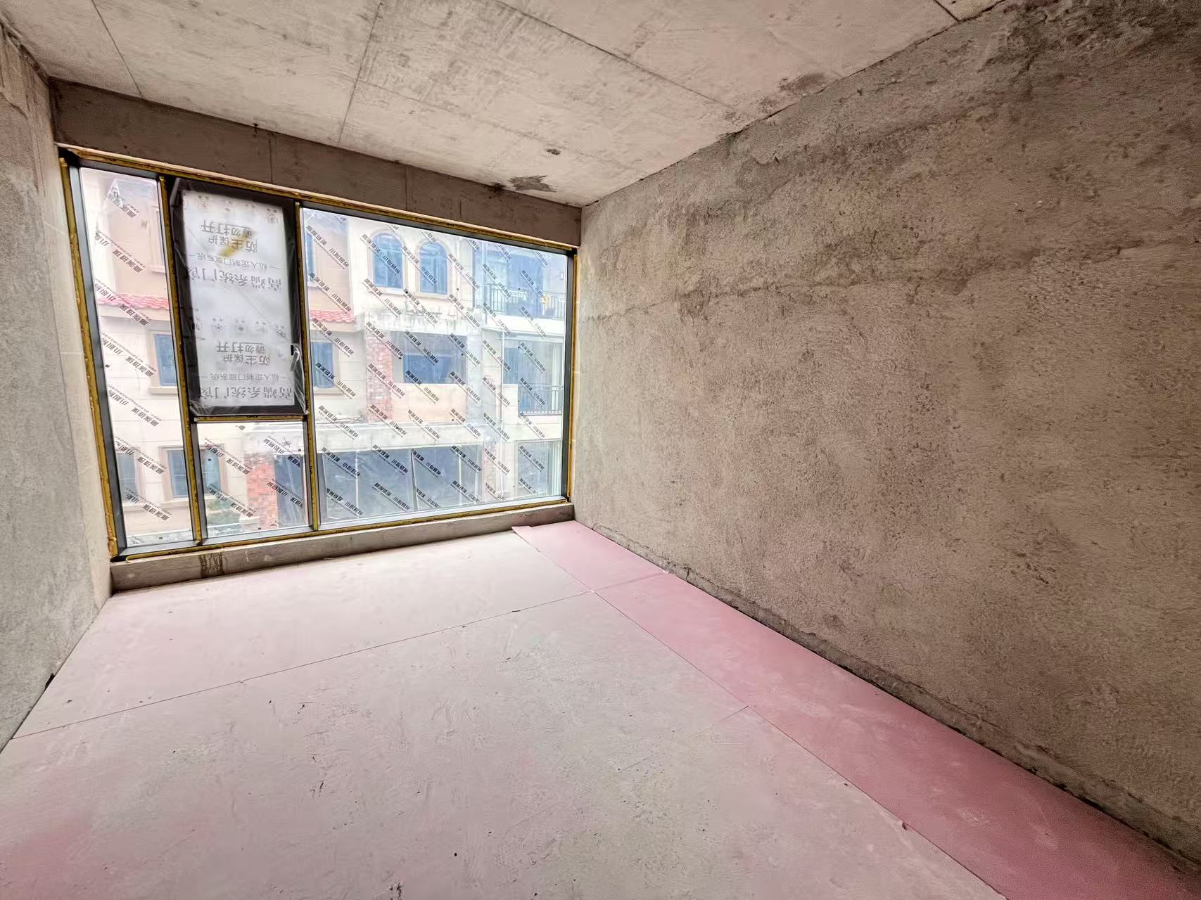 提香蓝岸 4室2厅2卫 98.0万 提香蓝岸 4室2厅2卫 98.0万室内图